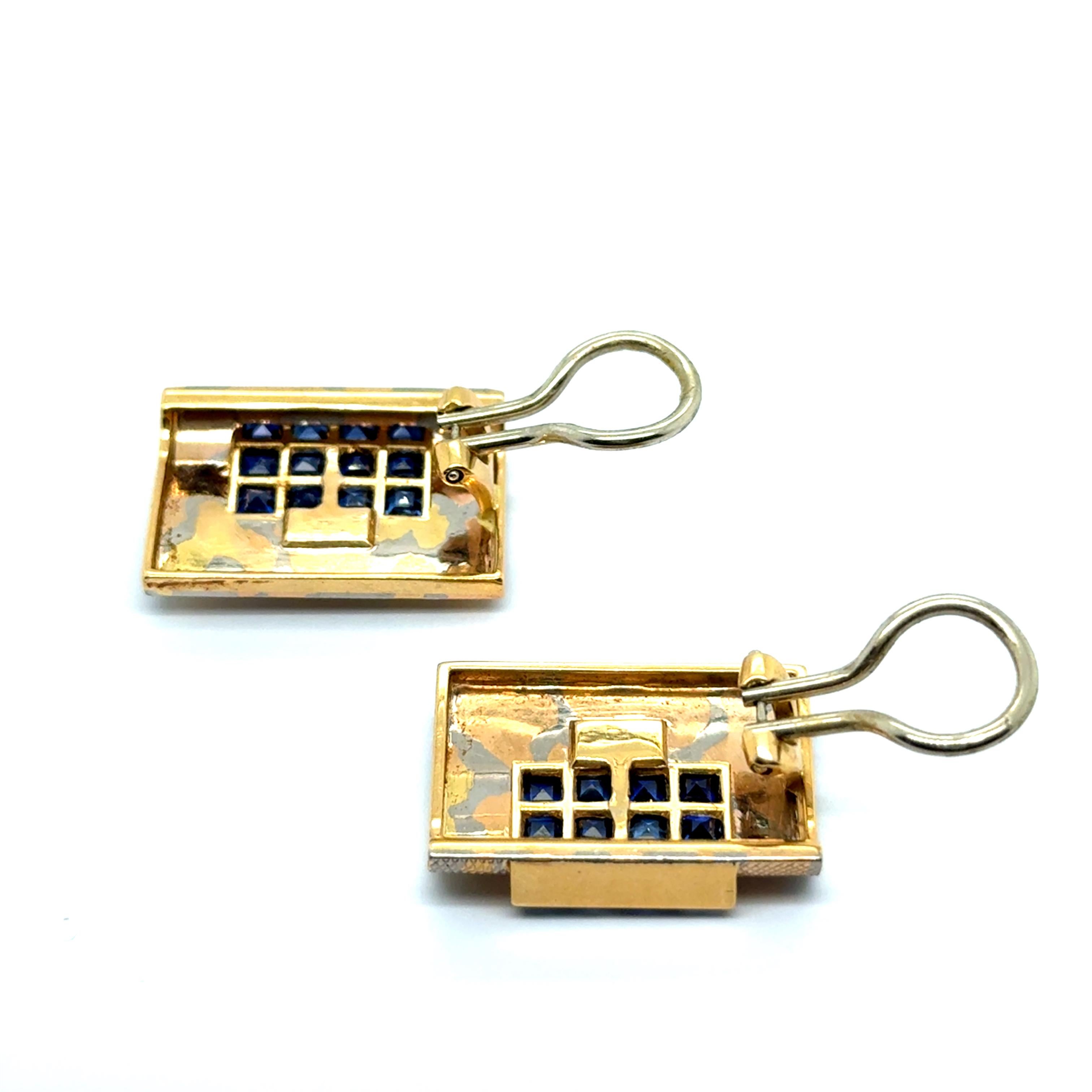 Clip-on Earrings with Blue Sapphires in 18 Karat Yellow Gold For Sale 3