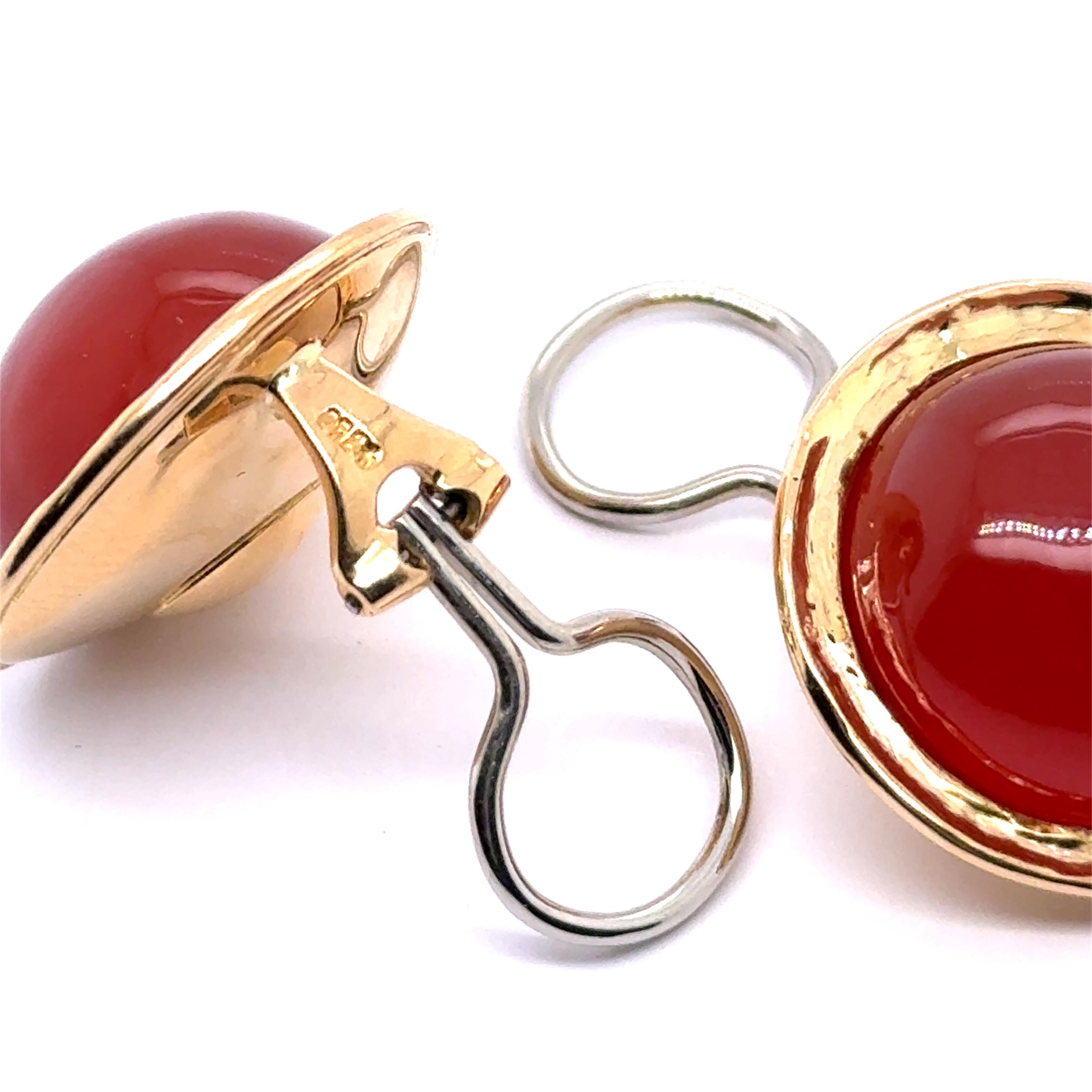 Clip-on Earrings with Carnelian in 18 Karat Yellow Gold by Péclard For Sale 3