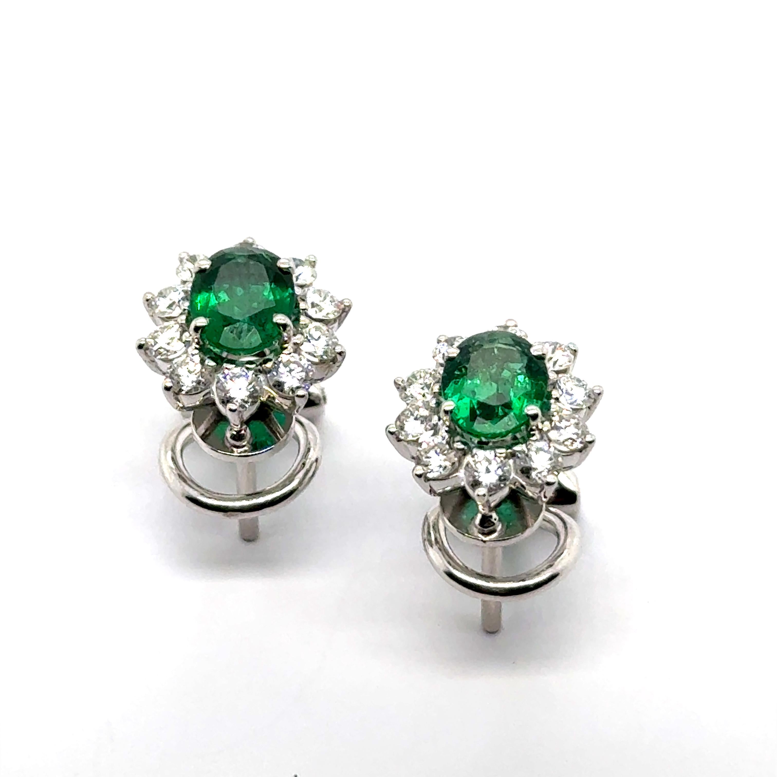 Clip-on Earrings with Emeralds & Diamonds in 18 Karat White Gold by Gübelin For Sale 1