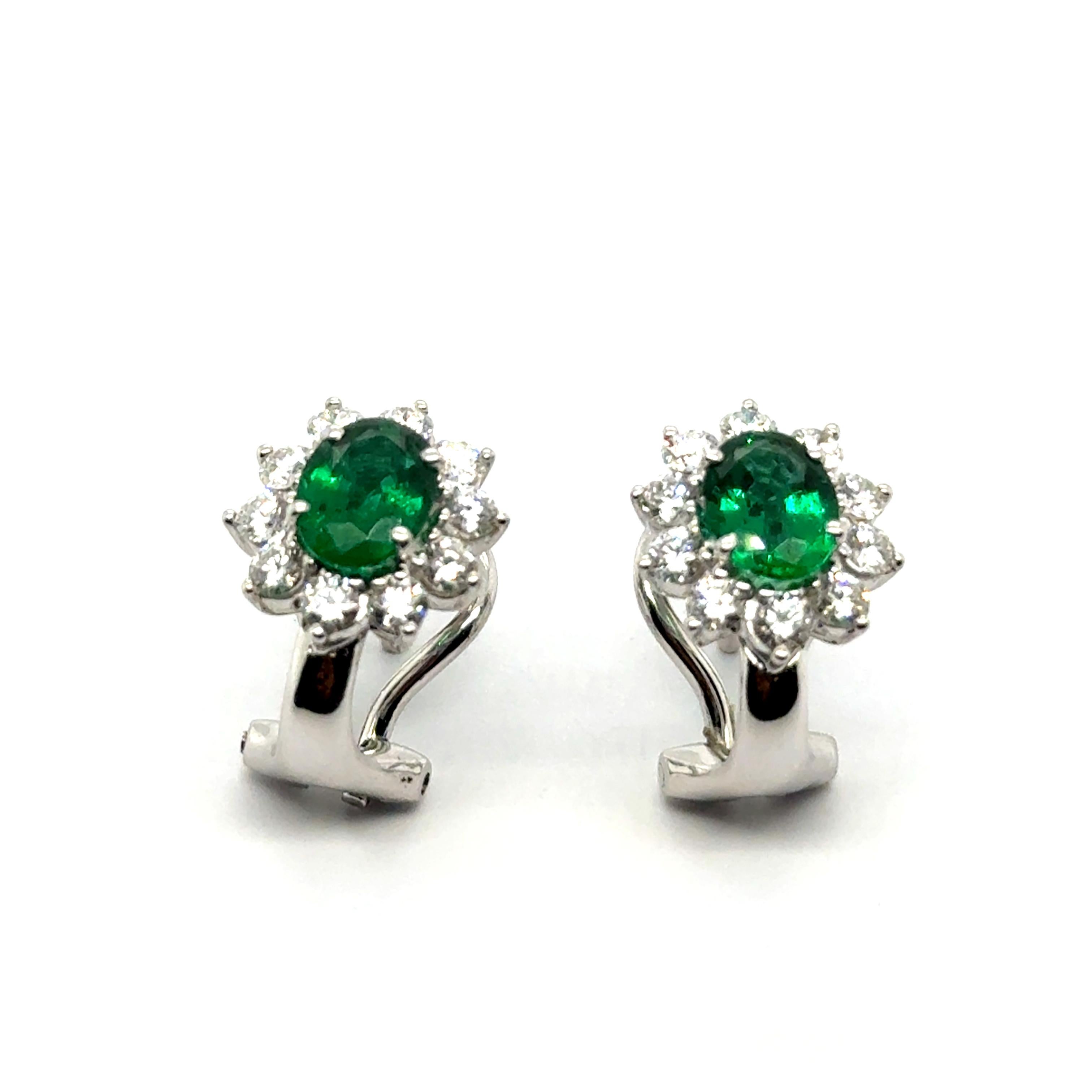Clip-on Earrings with Emeralds & Diamonds in 18 Karat White Gold by Gübelin For Sale 2