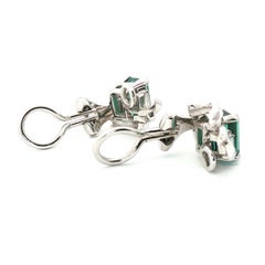 Clip-on Earrings with Green Tourmaline and Diamonds in 18K White Gold