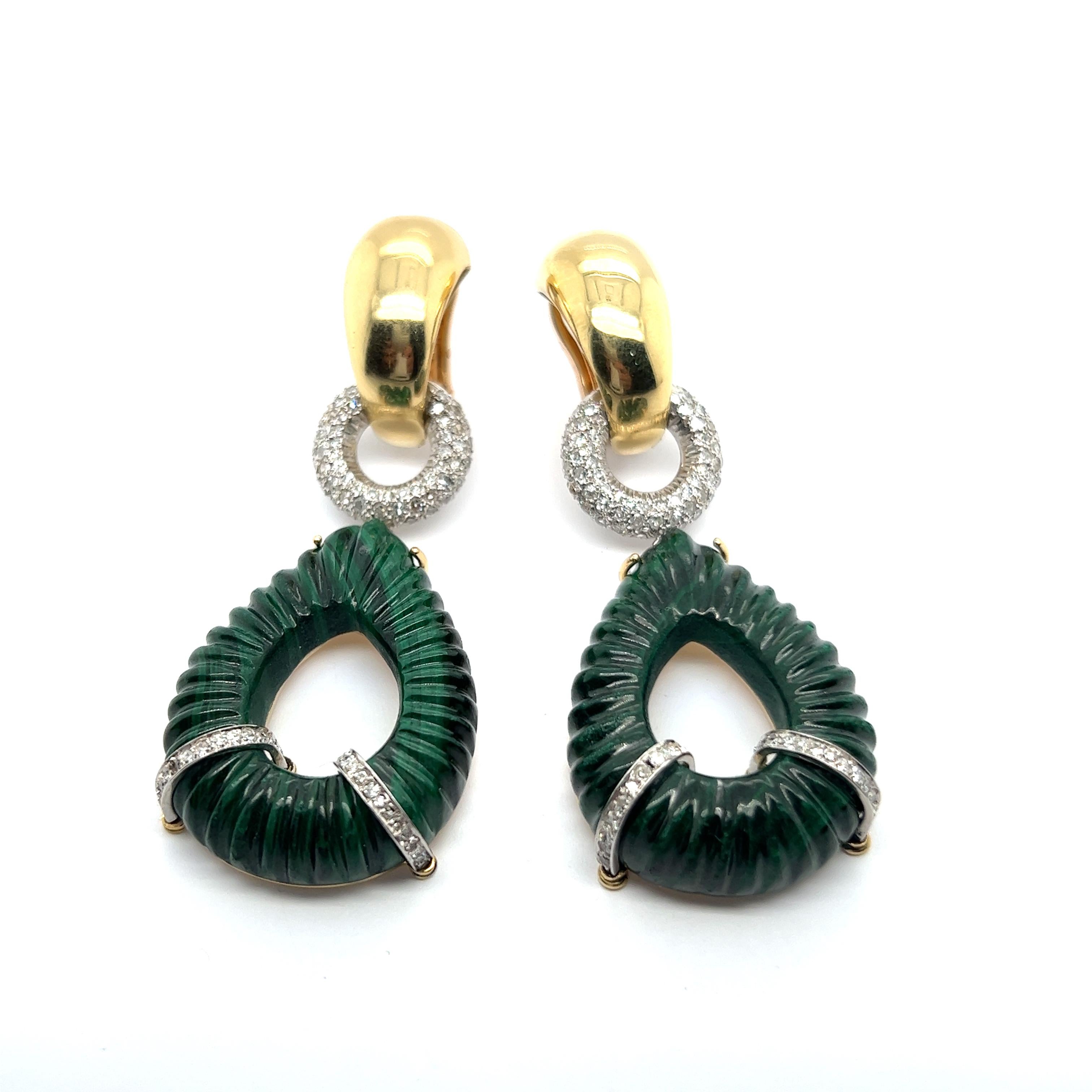 Pendientes de clip con malaquita y diamantes en oro de 18 quilates en venta 11