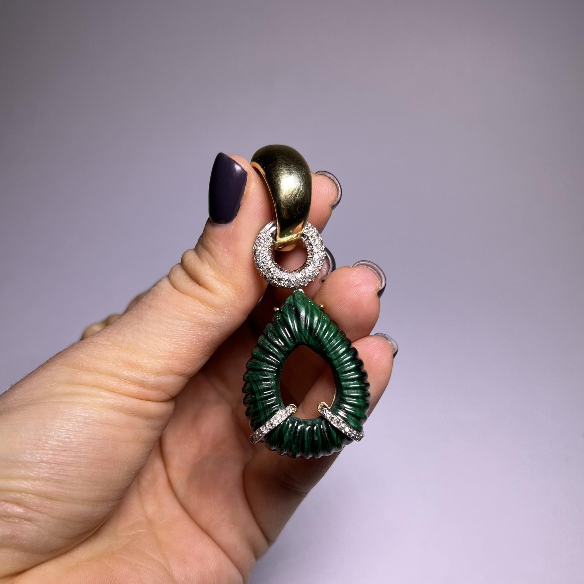 Pendientes de clip con malaquita y diamantes en oro de 18 quilates en Bueno estado para la venta en Lucerne, CH