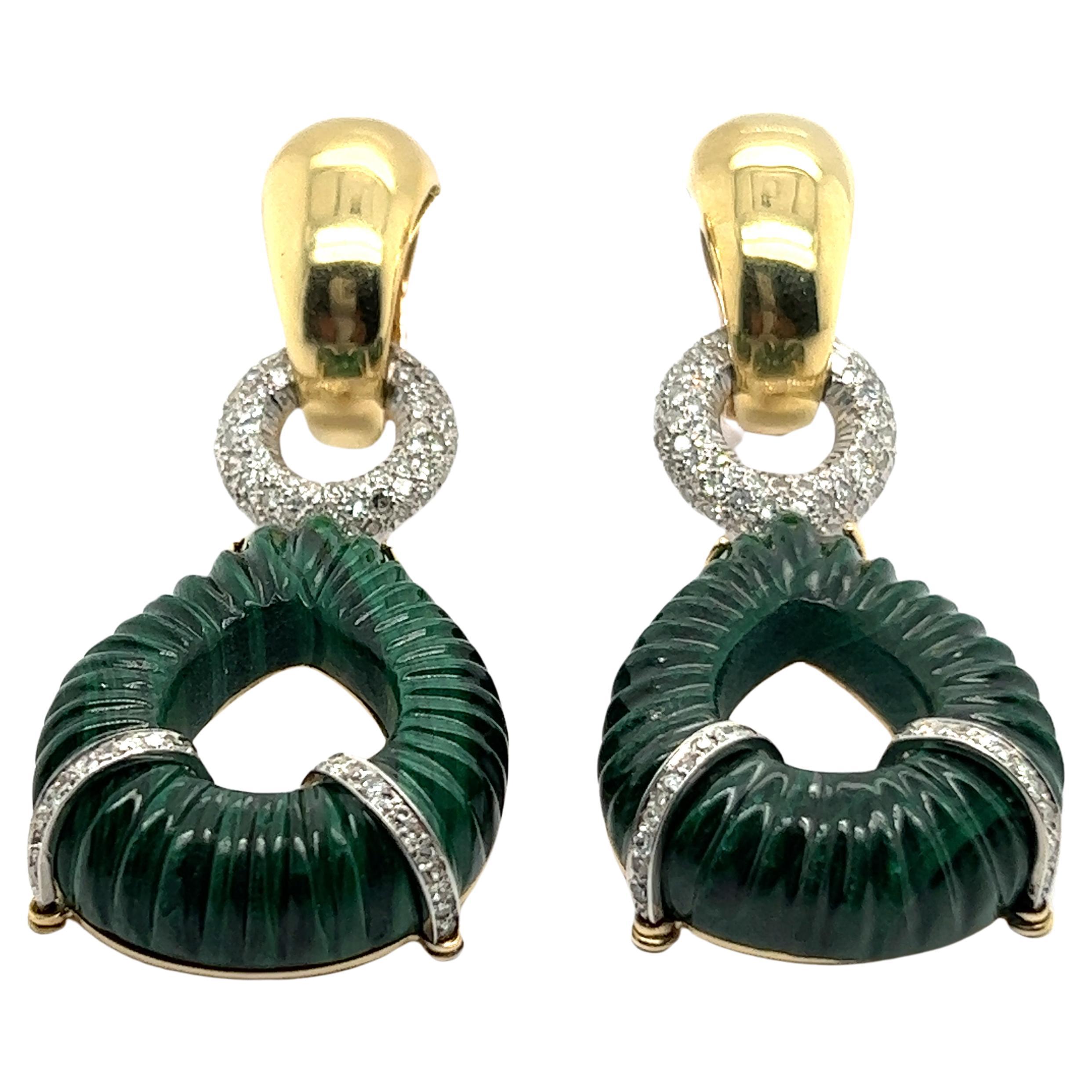 Pendientes de clip con malaquita y diamantes en oro de 18 quilates en venta 2