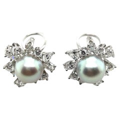 Clip-on Earrings with Pearls and Diamonds in 18 Karat White Gold by Meister