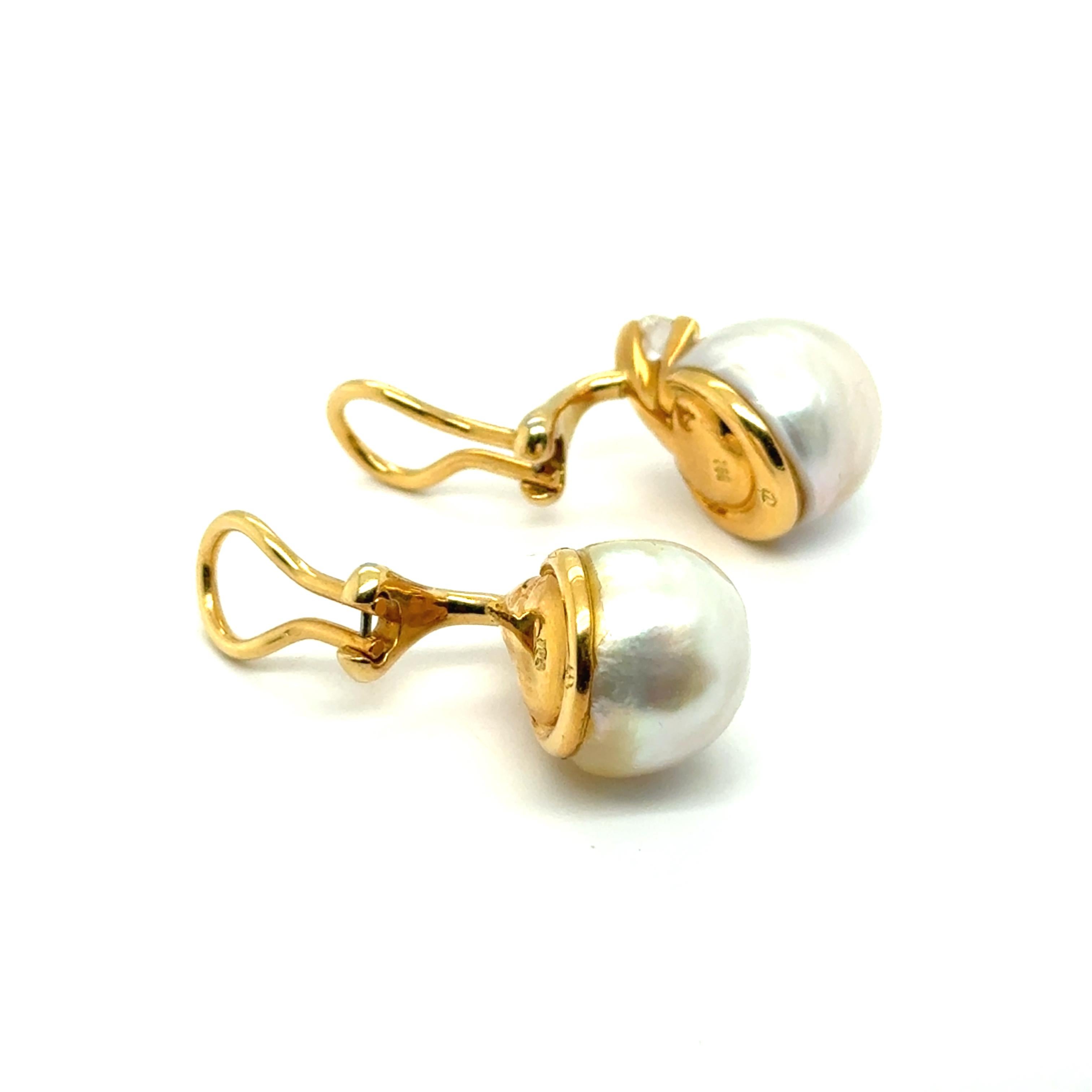 Clip-on Earrings with South Sea Pearls & Diamonds in 18K Yellow Gold by Péclard For Sale 5