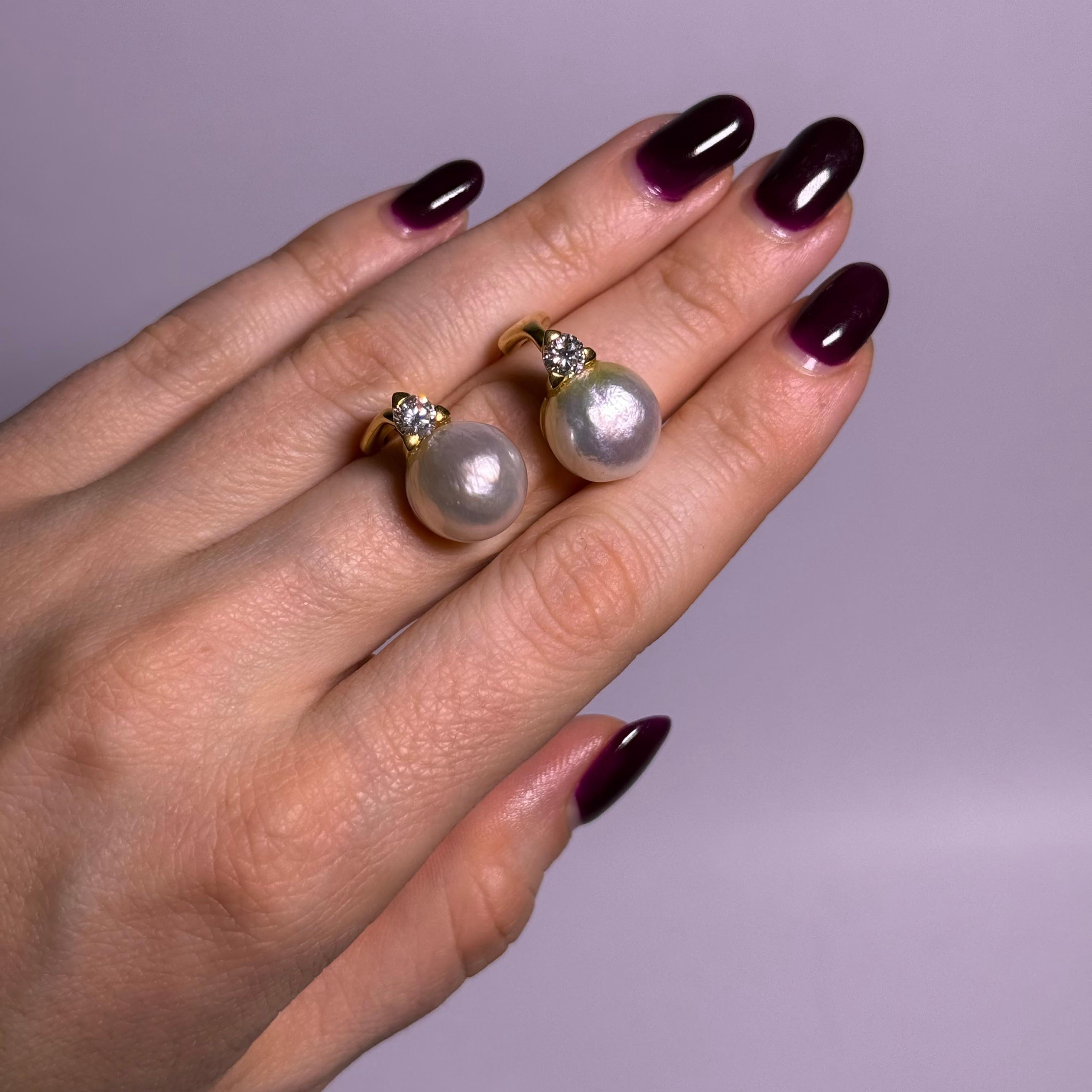 Clip-on Earrings with South Sea Pearls & Diamonds in 18K Yellow Gold by Péclard For Sale 1