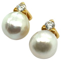 Clip-on Earrings with South Sea Pearls & Diamonds in 18K Yellow Gold by Péclard
