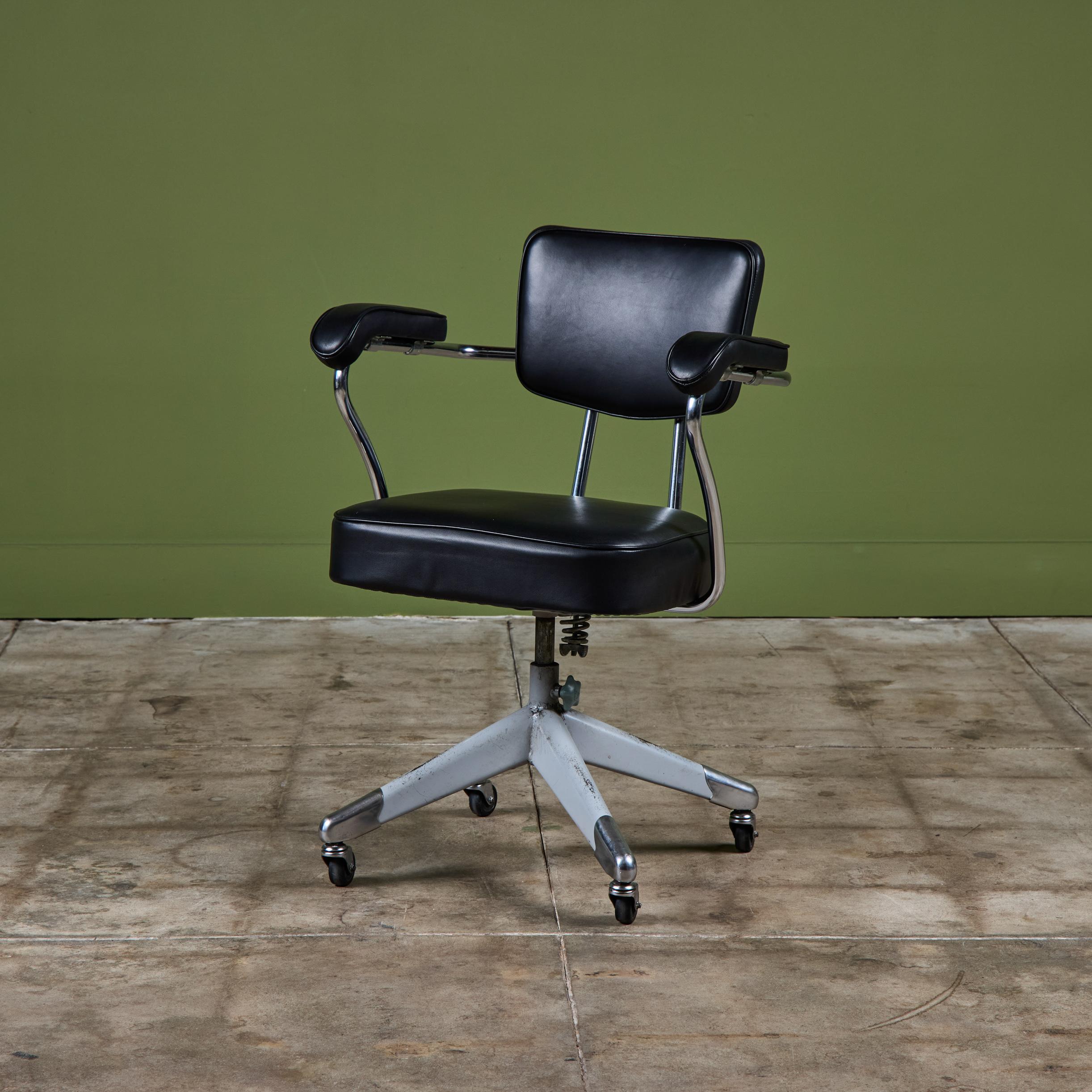 Sedia da ufficio Clipper in pelle nera in vendita 3