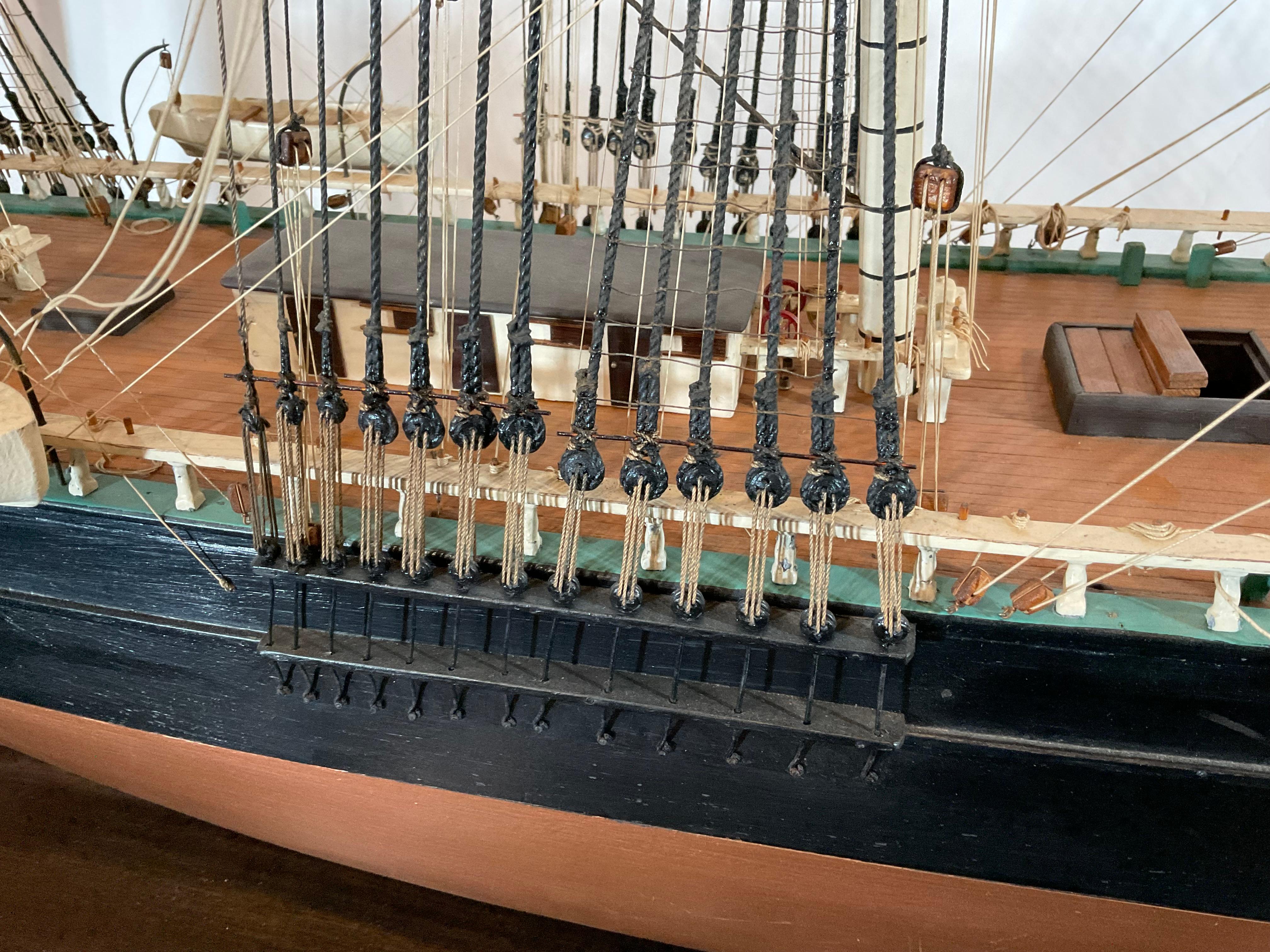 Modèle de bateau clipper de la Grande République de Thomas Rosenquist en vente 6