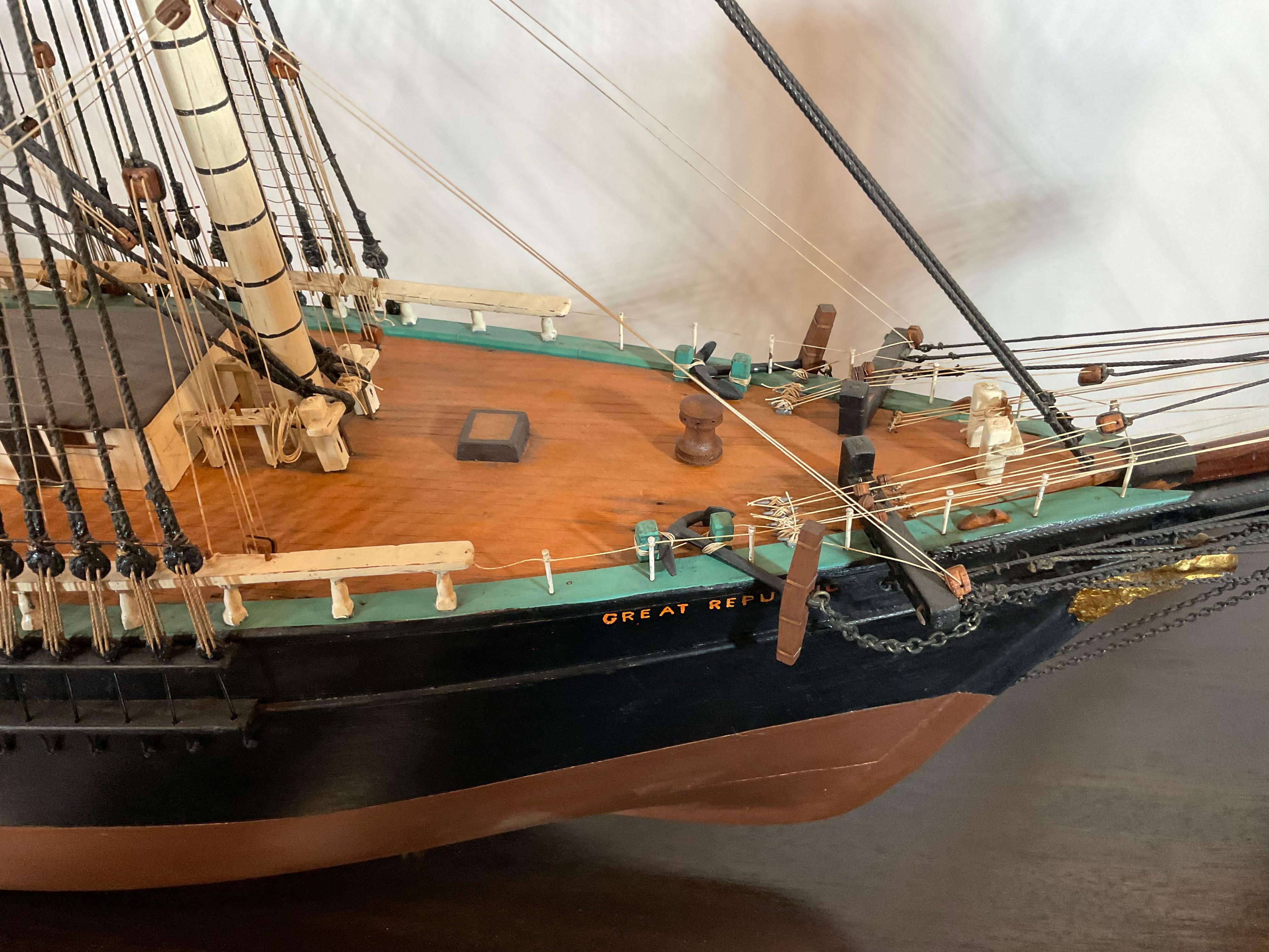 Modèle de bateau clipper de la Grande République de Thomas Rosenquist en vente 2