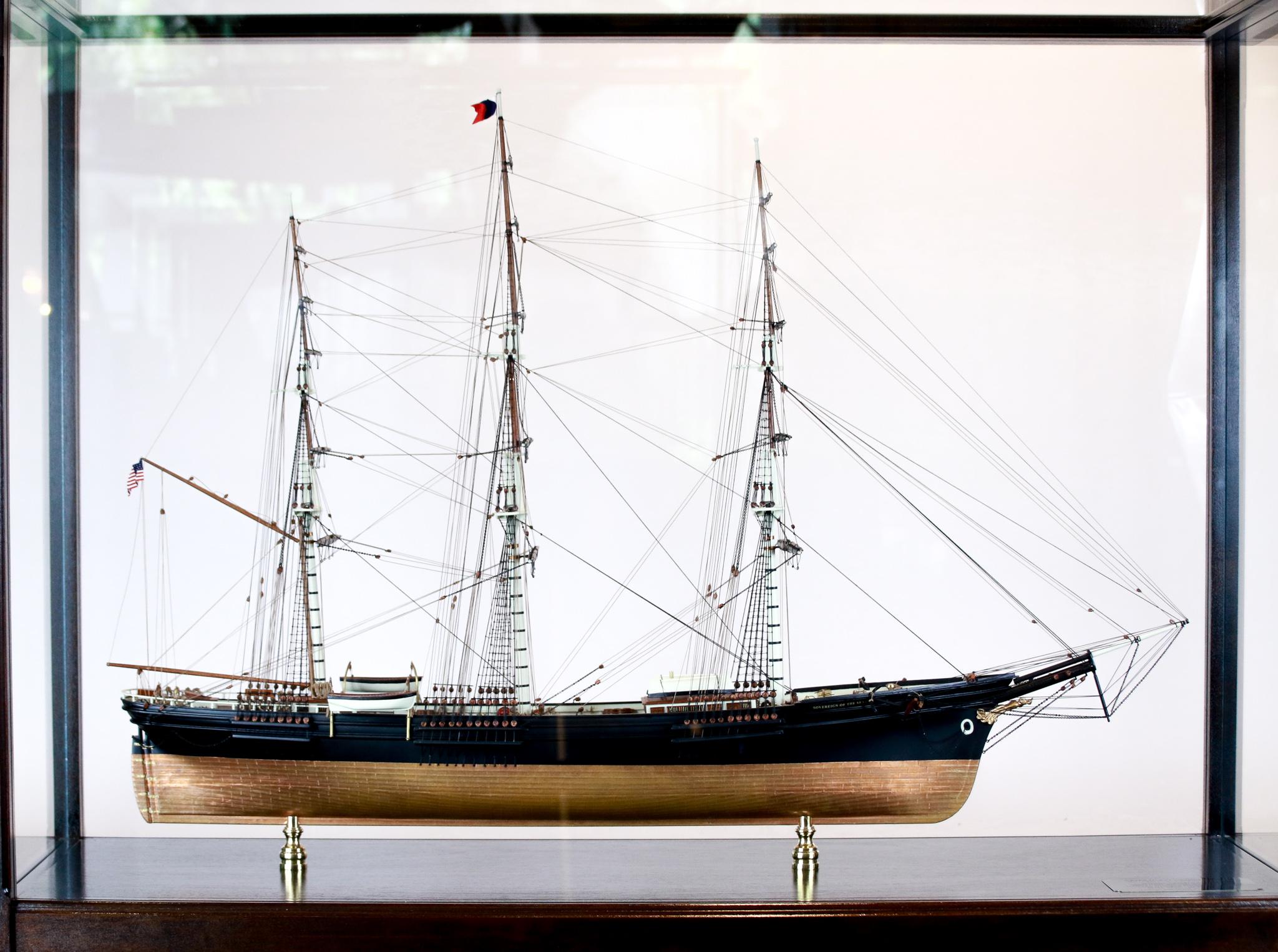 Le navire le plus rapide jamais construit. Modèle du clipper californien Sovereign of the Seas. Le Sovereign of the Seas a été construit en 1852 par le célèbre constructeur naval Donald McKay dans son chantier d'East Boston. (4 septembre 1810, 20