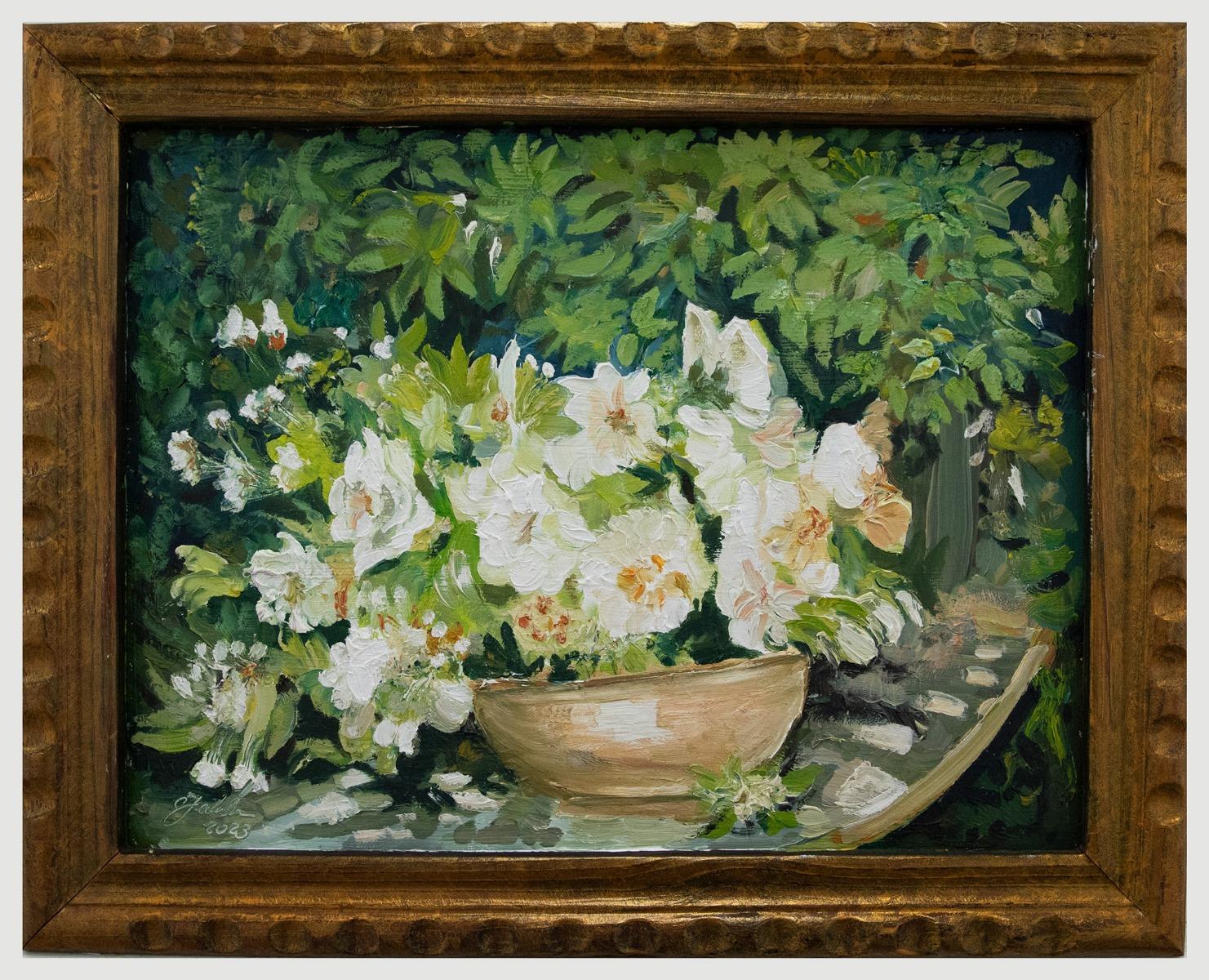 An impressionistic painting by Clive Fredrisksson, depicting white hellebores in a terracotta pot. Signed by the artist to the lower left and dated 2023. Well presented in a decorative gilt wood frame with carved edges. On board. 