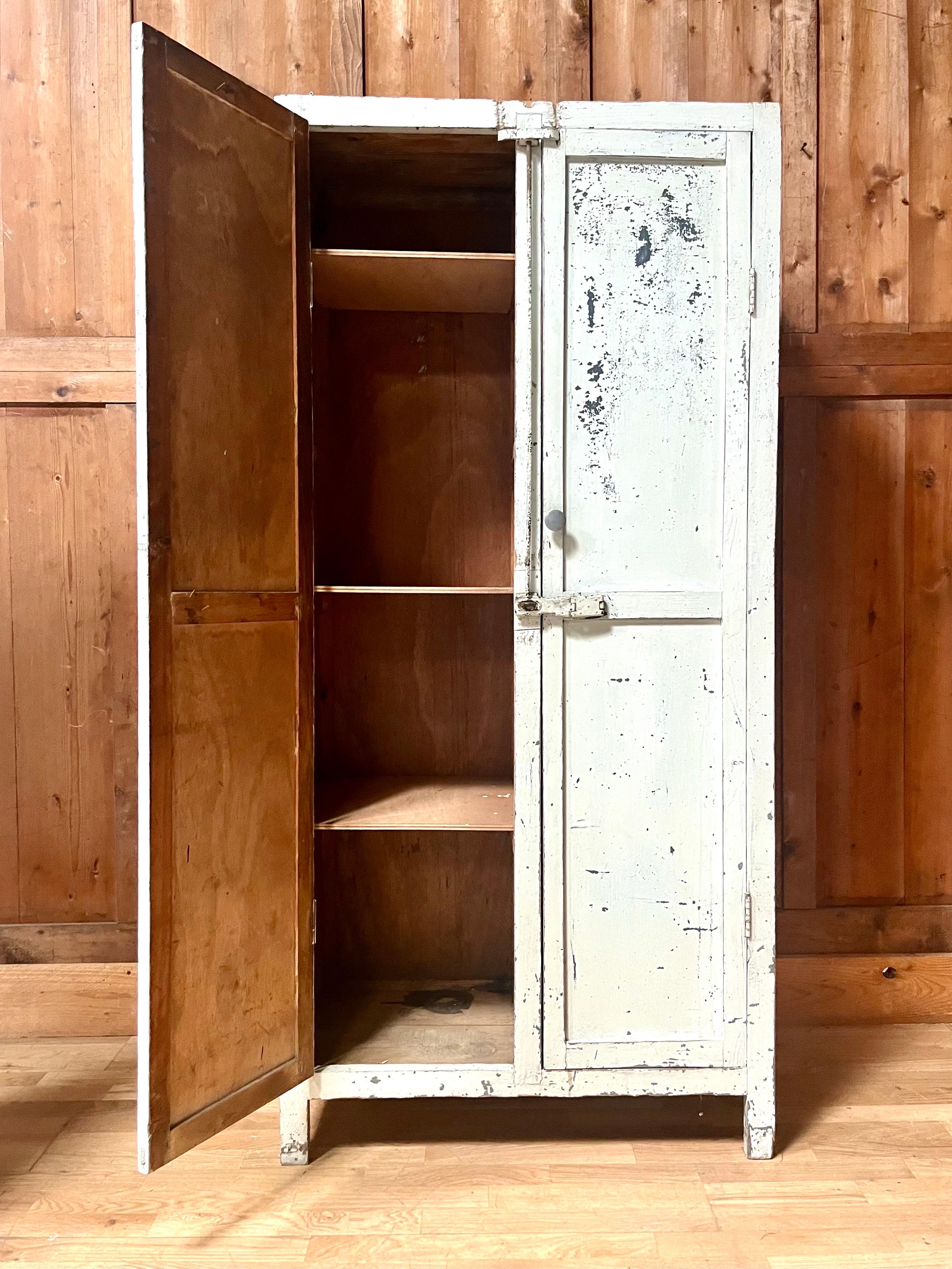 Armario guardarropa / taller - Armoire - industrial - vintage - Francia en Bueno estado para la venta en Beuzevillette, FR