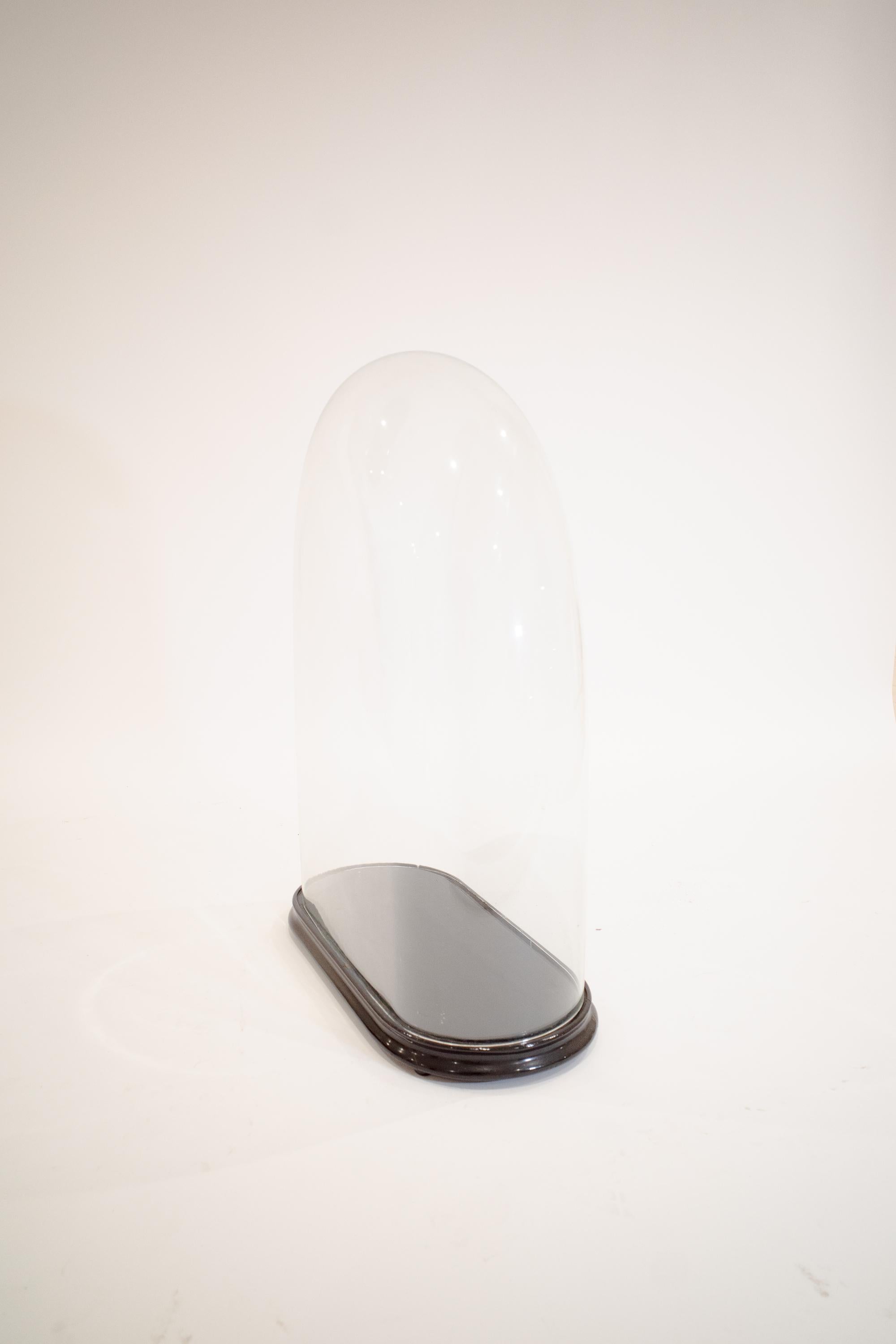 Cloche con base in Wood laccato In condizioni buone in vendita a New York, NY