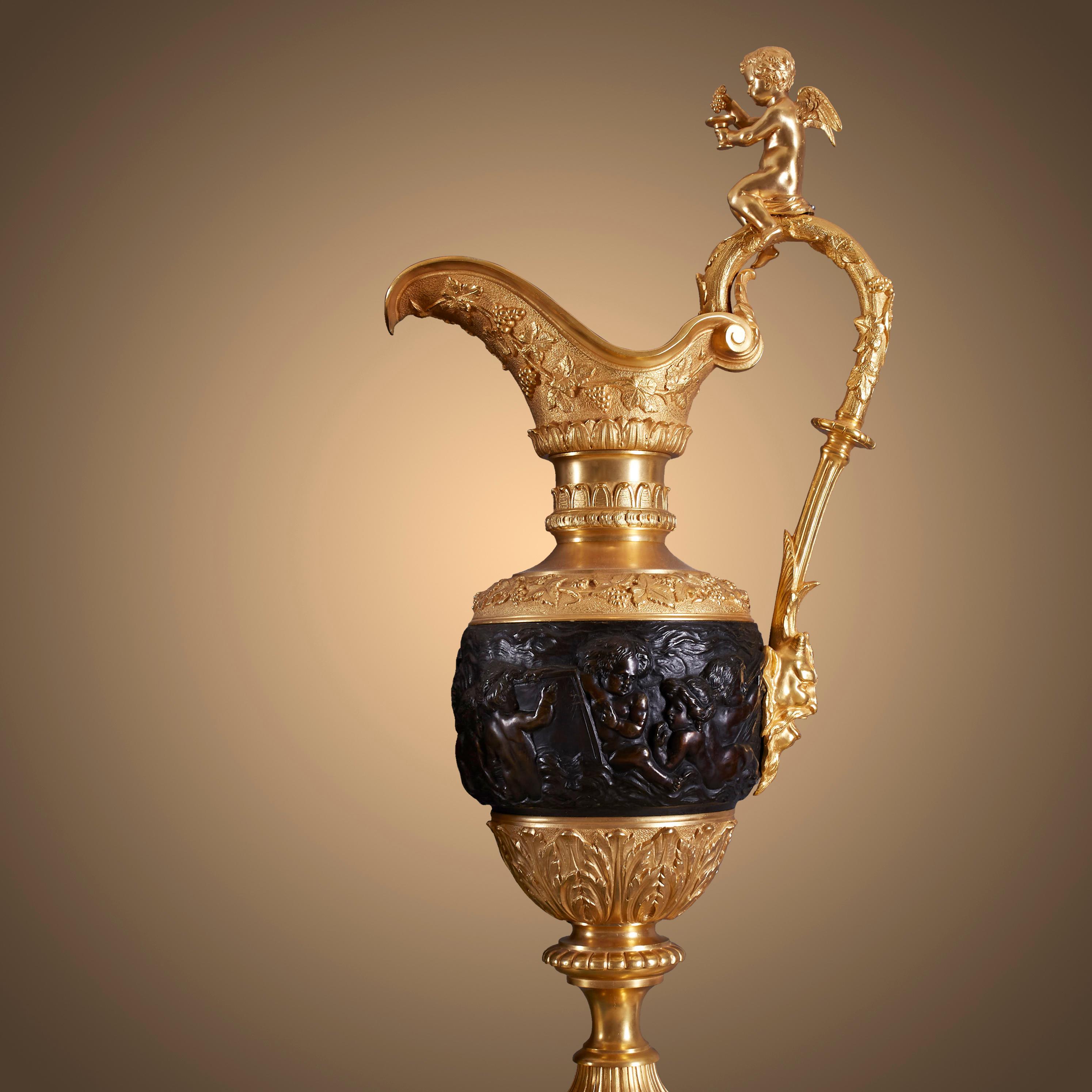 Clock and vase Set 19th Century Louis Philippe Charles X style with 8-song en vente 7