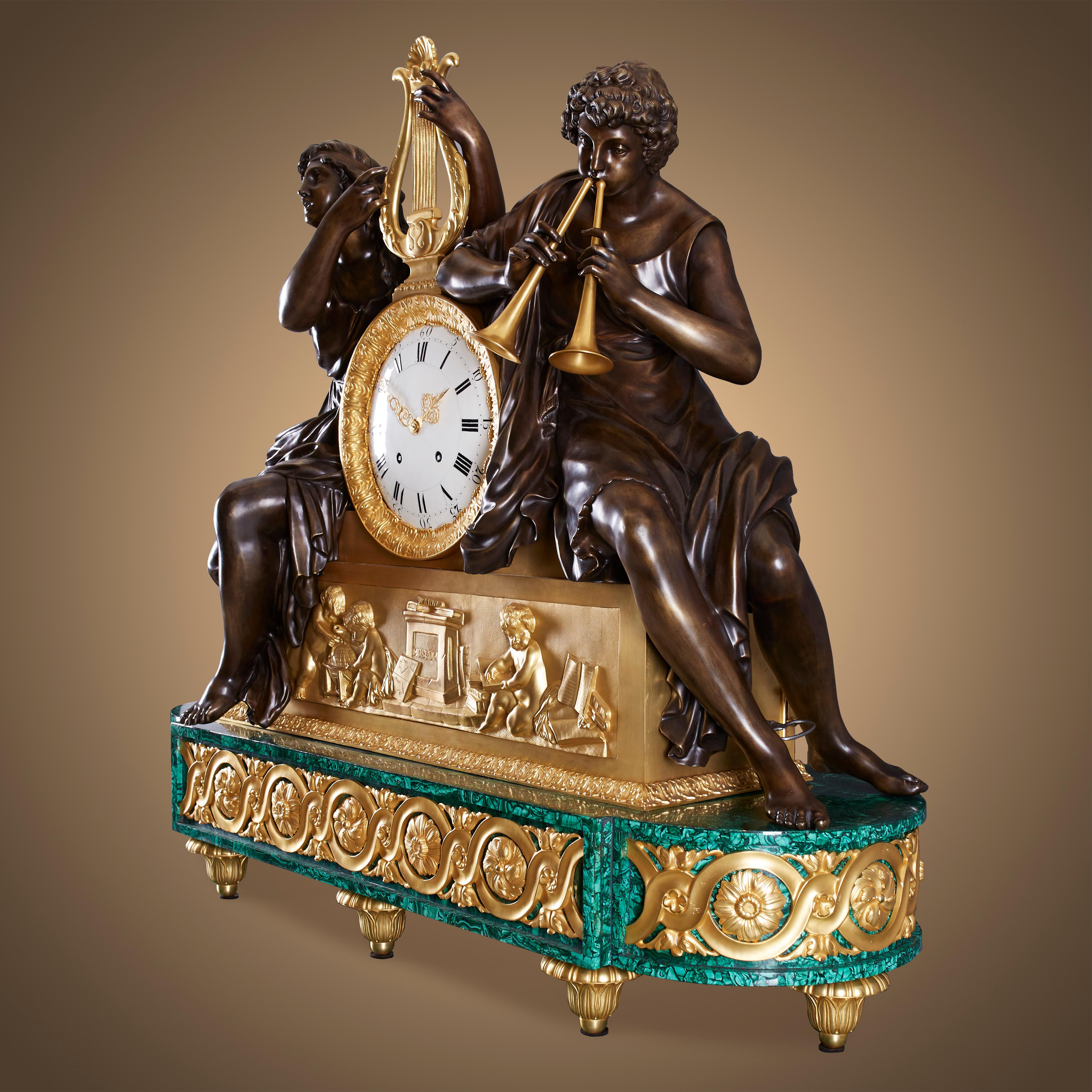 Clock and vase Set 19th Century Louis Philippe Charles X style with 8-song Bon état - En vente à Warsaw, PL