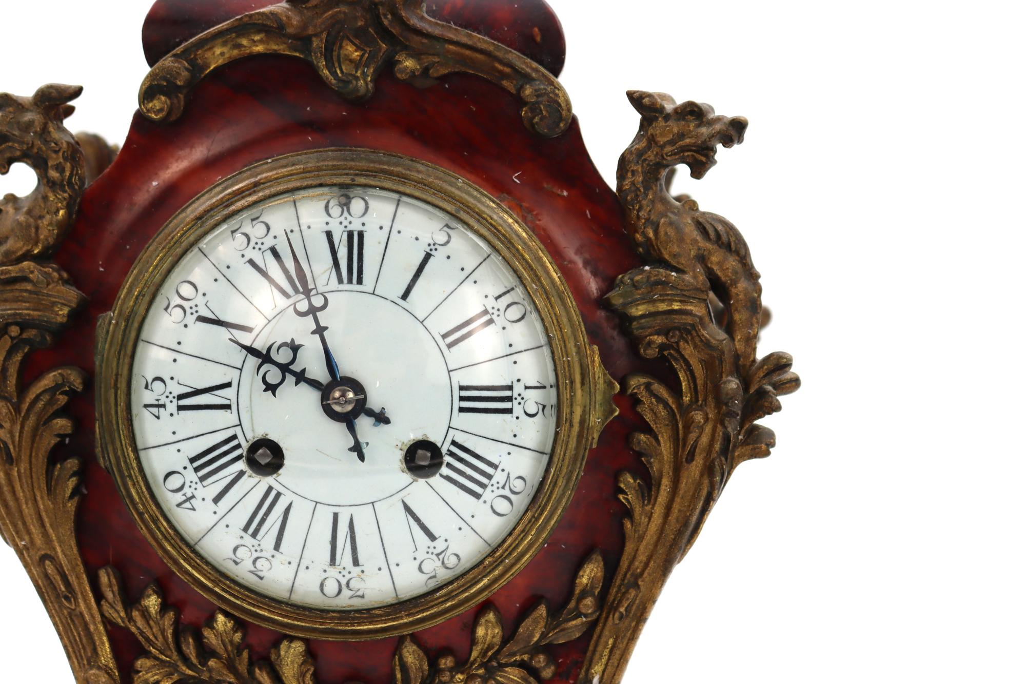 Uhr, Kaminsims im Louis XV-Stil (Europäisch) im Angebot
