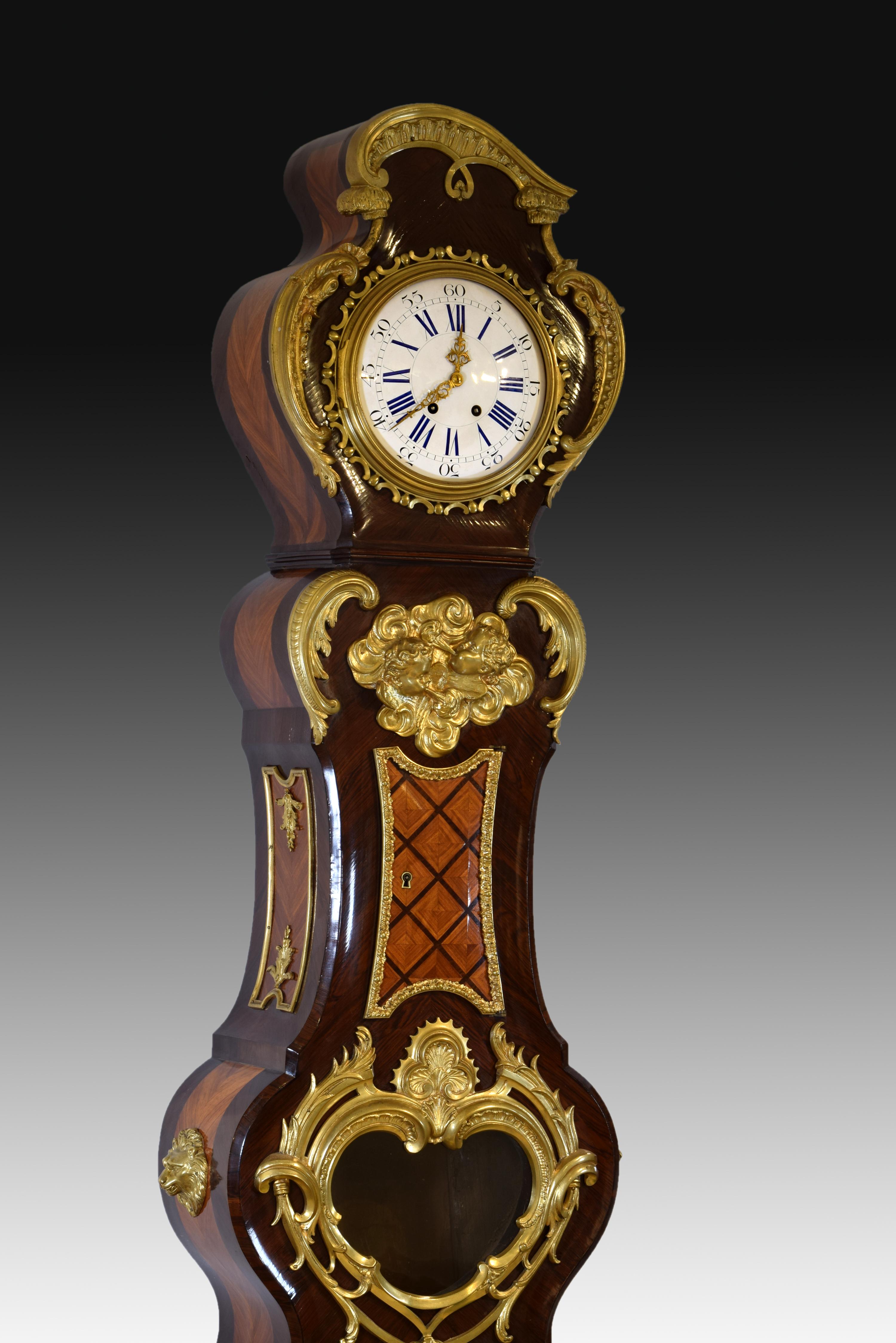 Néoclassique Horloge, France, 19e siècle, d'après Charles Cressent, France, 1685-1768 en vente