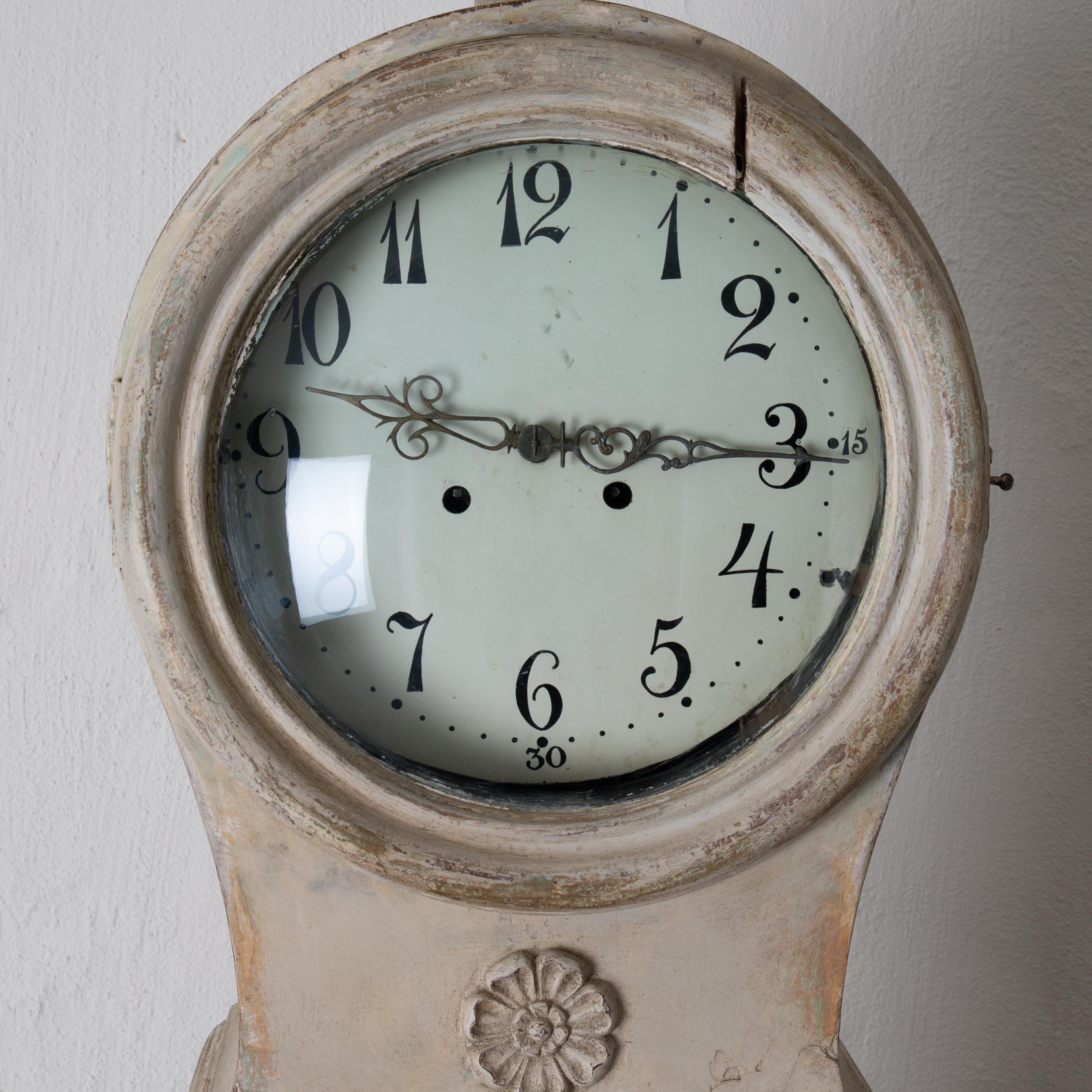 Clock Grandfather Swedish Gustavian White Neoclassical Sweden In Good Condition In New York, NY