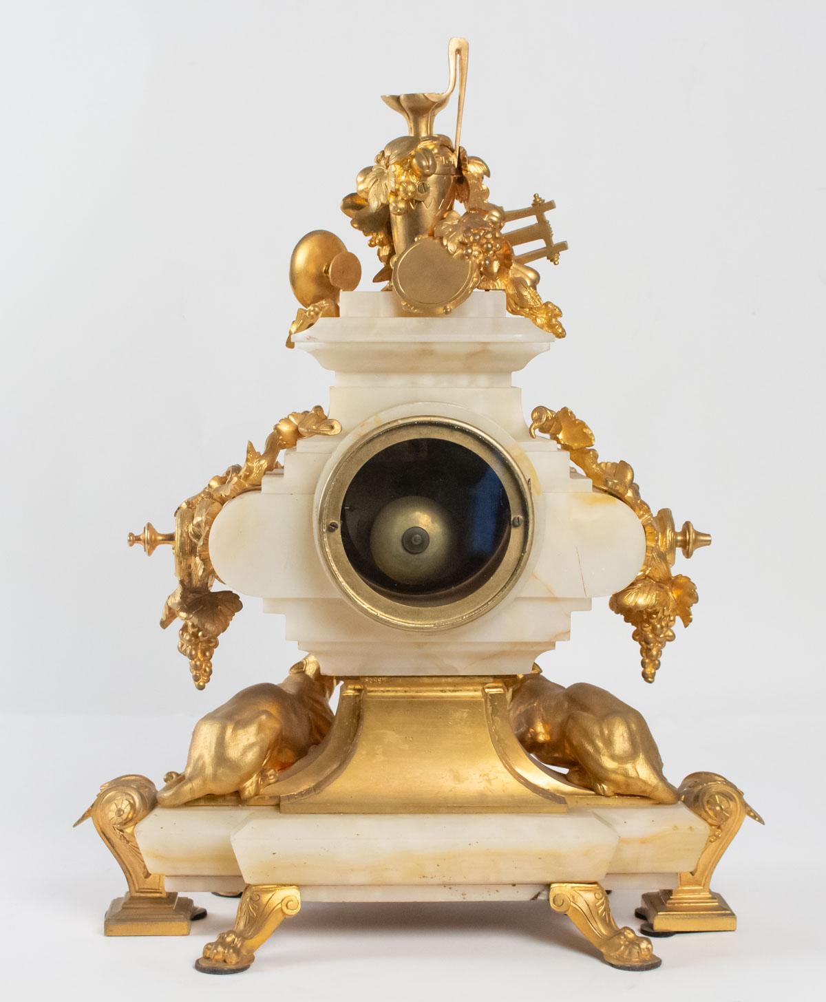 French Clock Napoleon III from Eugene Cornu, Bronze and Onyx, 19th Century