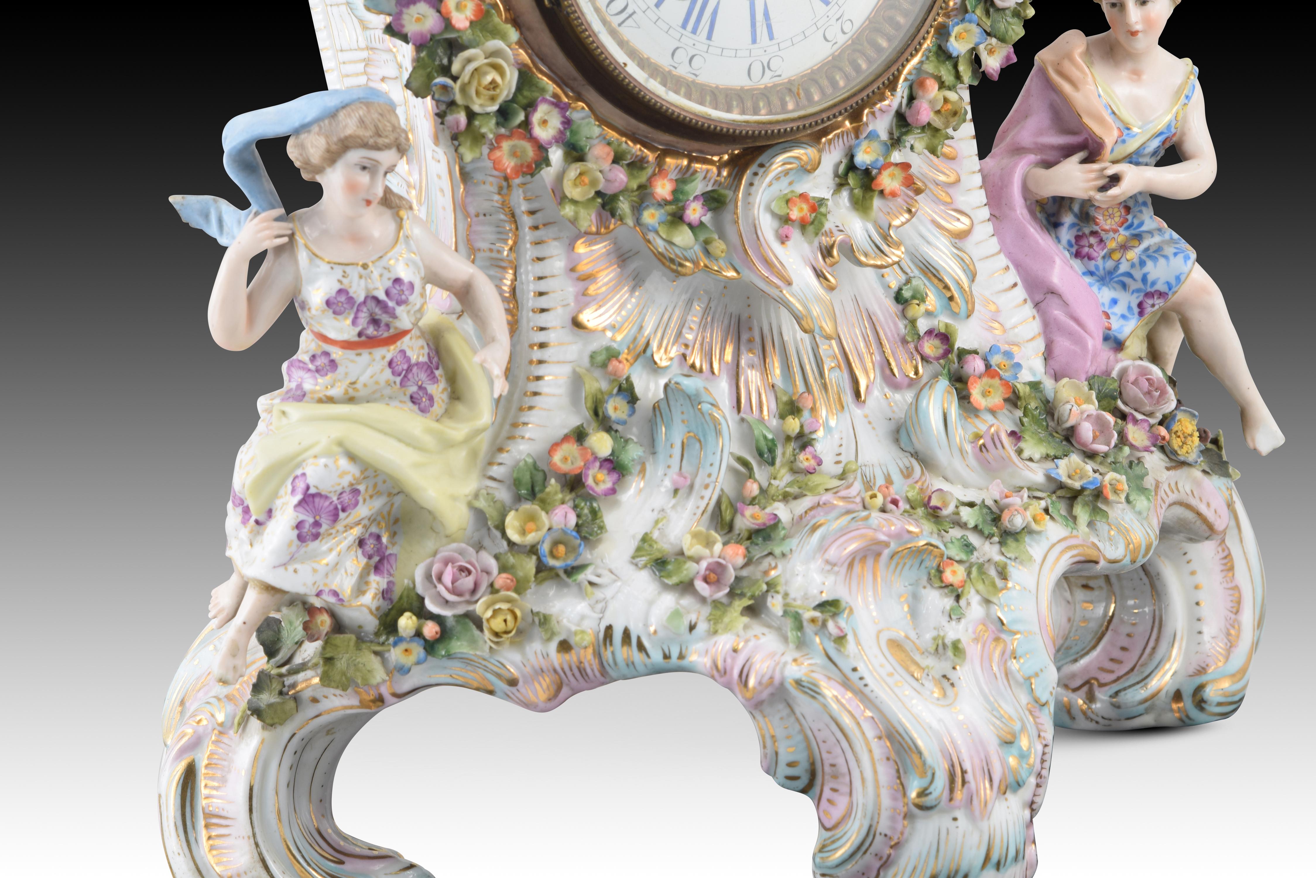 Clock. Porcelain, metal, glass. Lenzkirch, Germany, late 19th century.  1