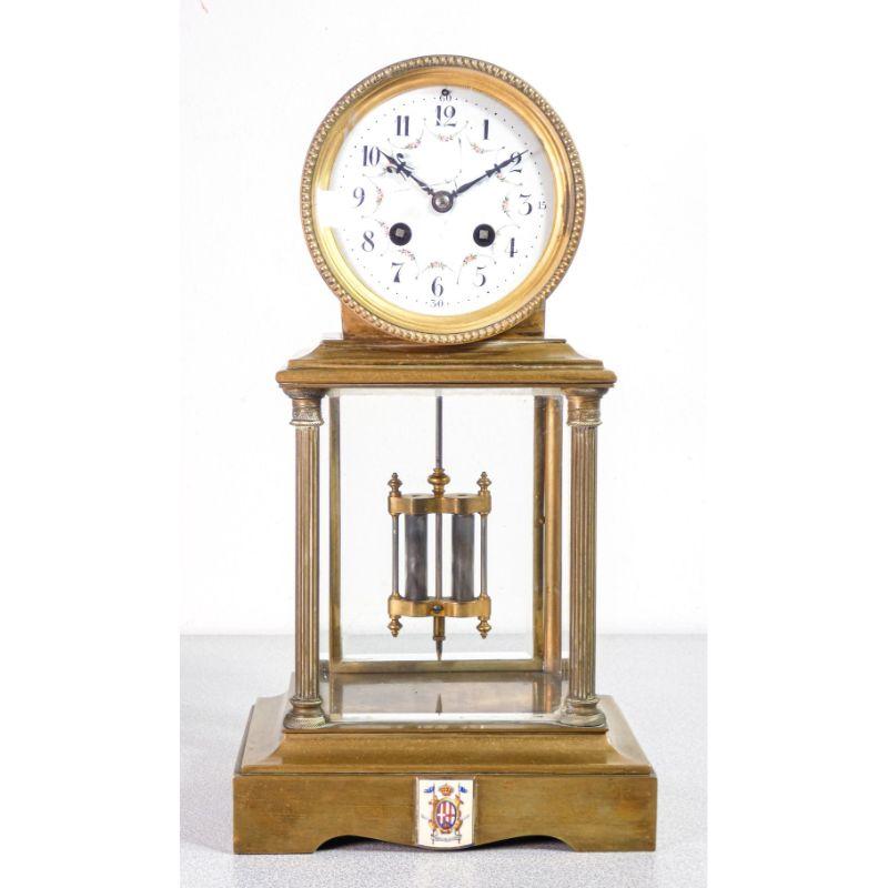 Table clock with mercury pendulum, signed Samuel Marti bearing the coat of arms of the 26th Lancers Cavalry Regiment of Vercelli.
France / Italy, 1909-1919

Origin: France / Italy
Period: 1909-1919
Brand: Movement signed Samuel Marti
Template: