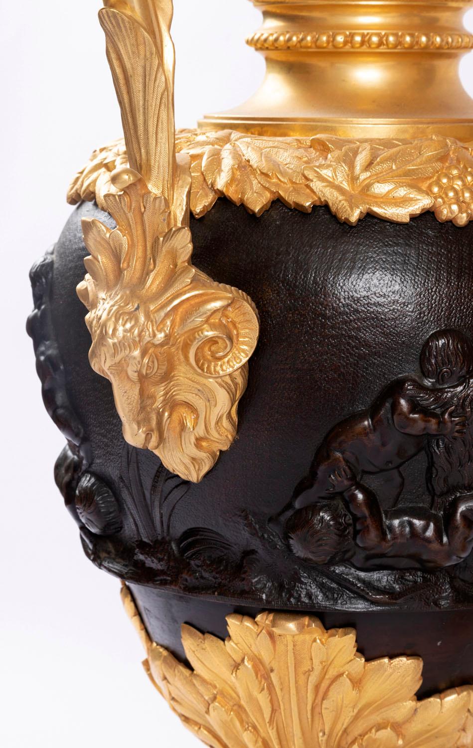 Clodion, Coppia di ferri da stiro in bronzo con due patine, fine XIX secolo in vendita 2
