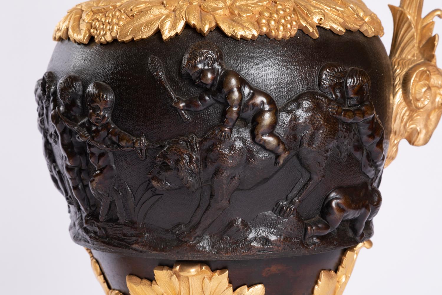 Clodion, Paar Würfel aus Bronze mit zwei Patinas, spätes 19. Jahrhundert im Angebot 2
