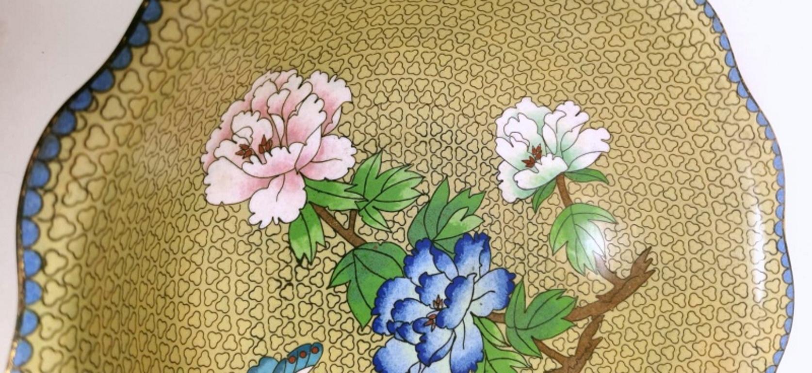 Cloisonné Enamelled Chinese Bowl with Blue Pink and White Peonies 6