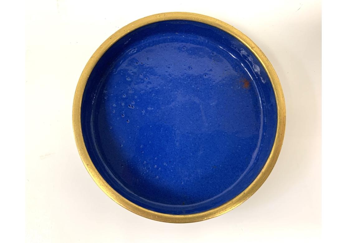Vaso cilindrico con coperchio in cloisonne e coperchio in vendita 1