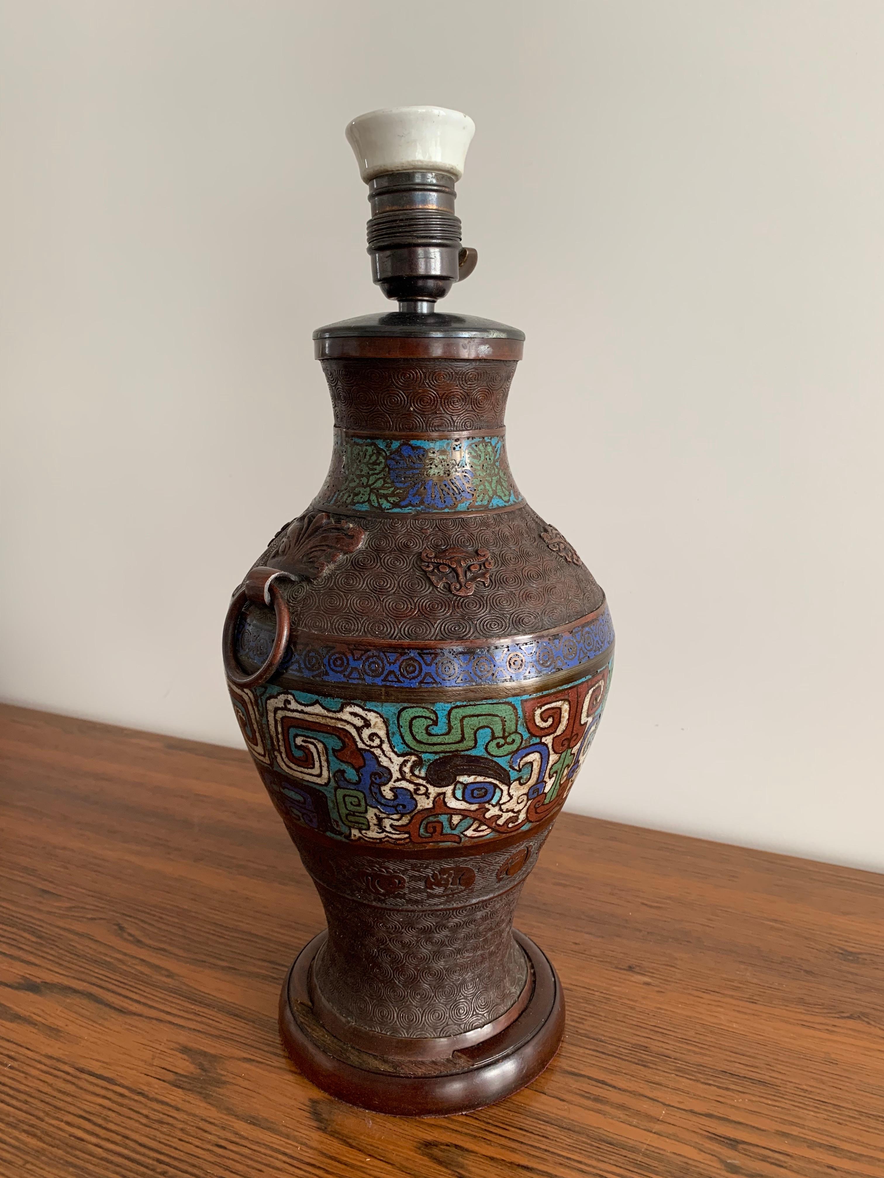 Cloisonné Table Lamp on Bronze, China 1880 For Sale 10
