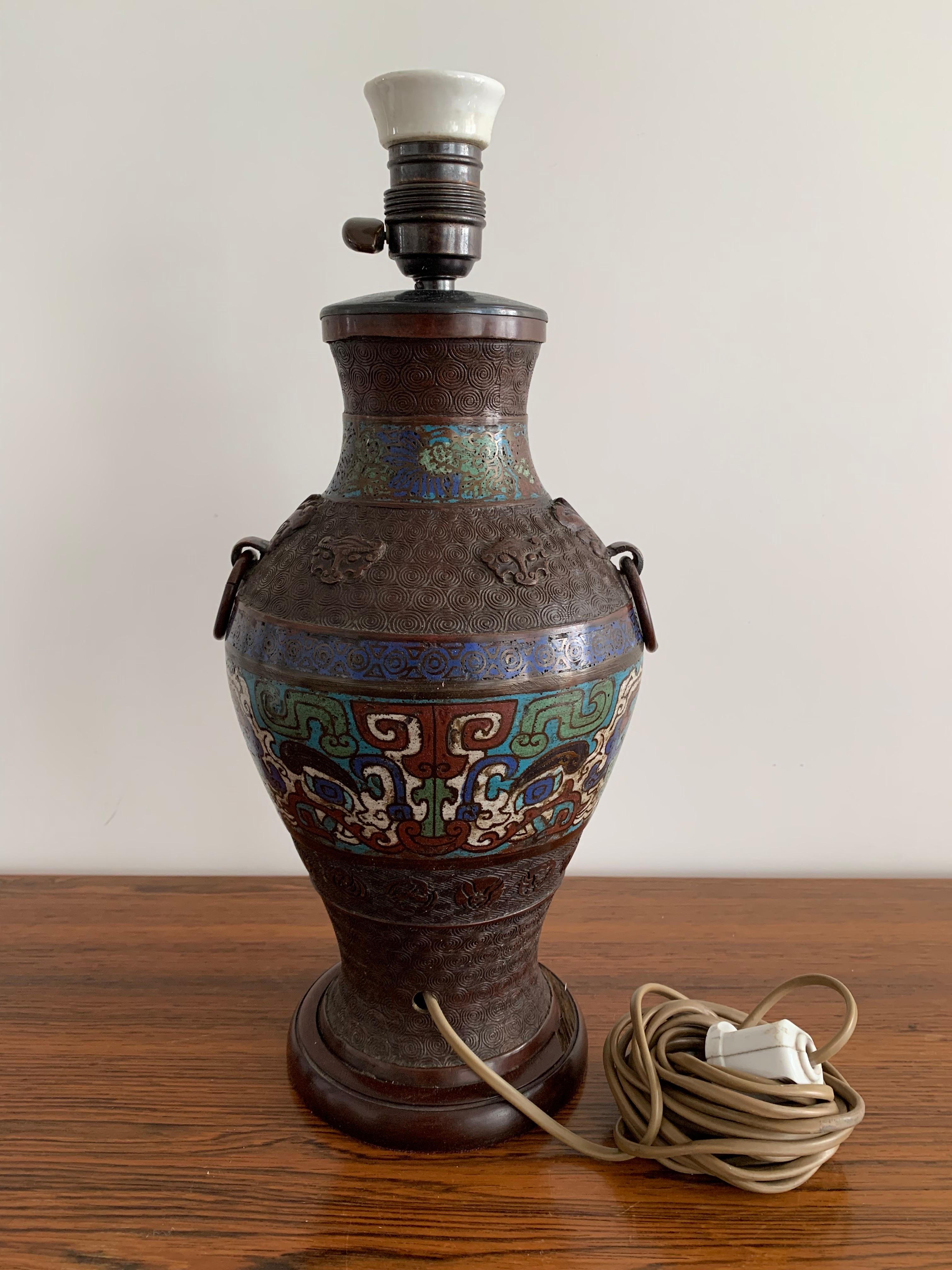 Cloisonné Table Lamp on Bronze, China 1880 For Sale 14