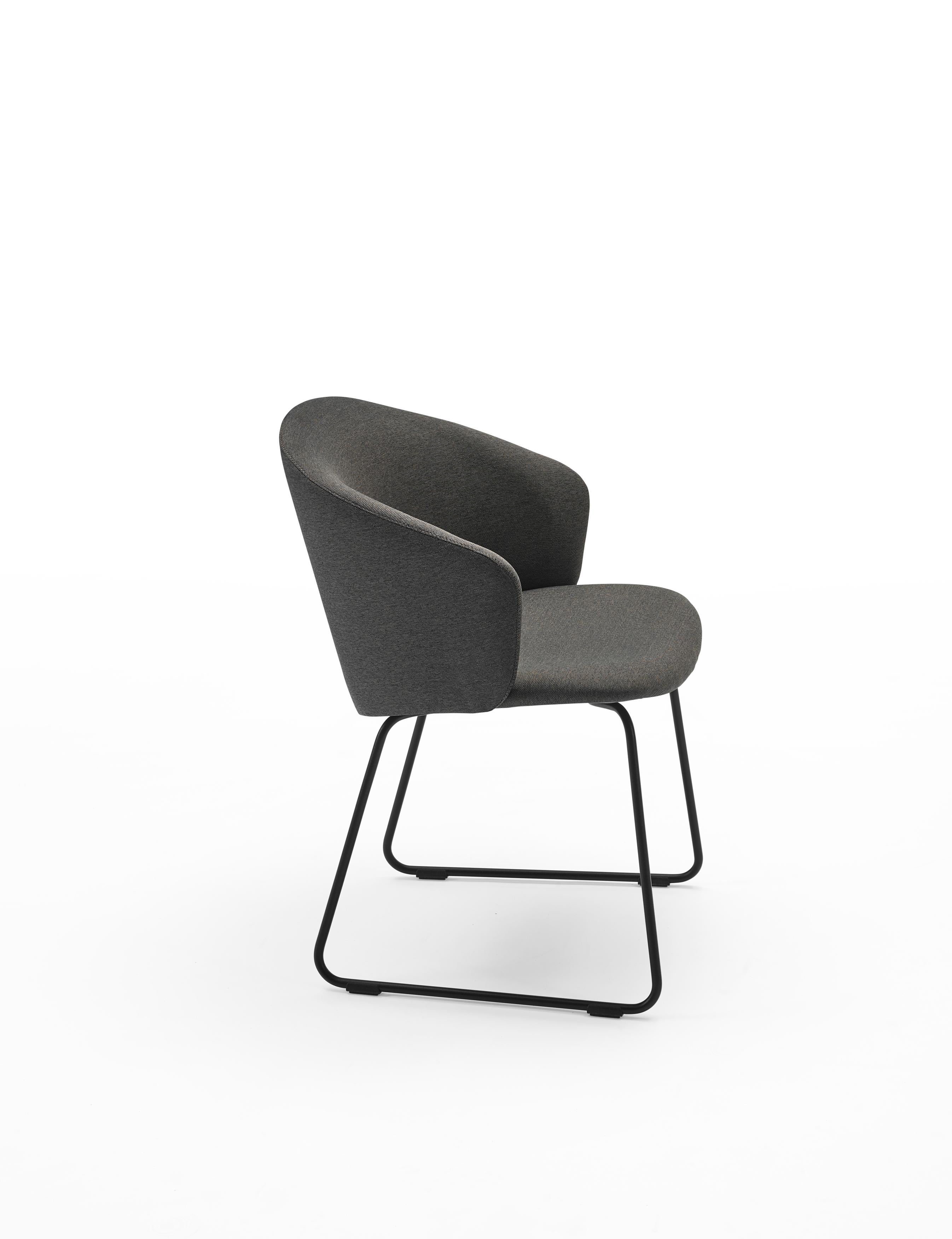 Close Chair Designed by Gudmundur Ludvik For Sale 3