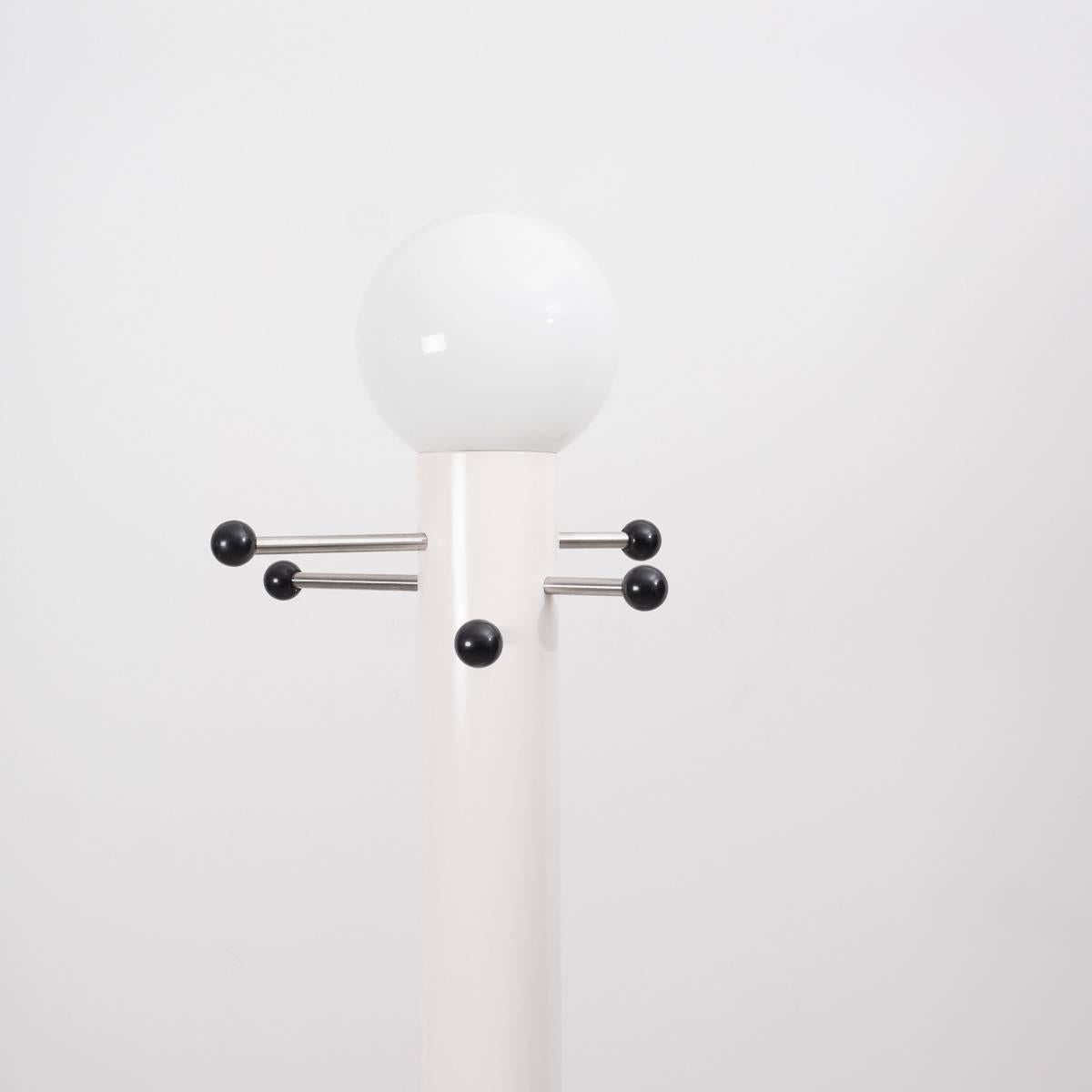 Dutch Close Encounter Lamp and Coat Stand