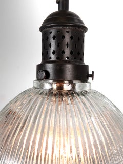 Closed Dome Prismatic Pendent