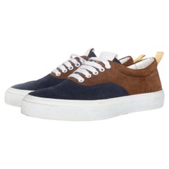 Closed, suede sneakers in brown and blue