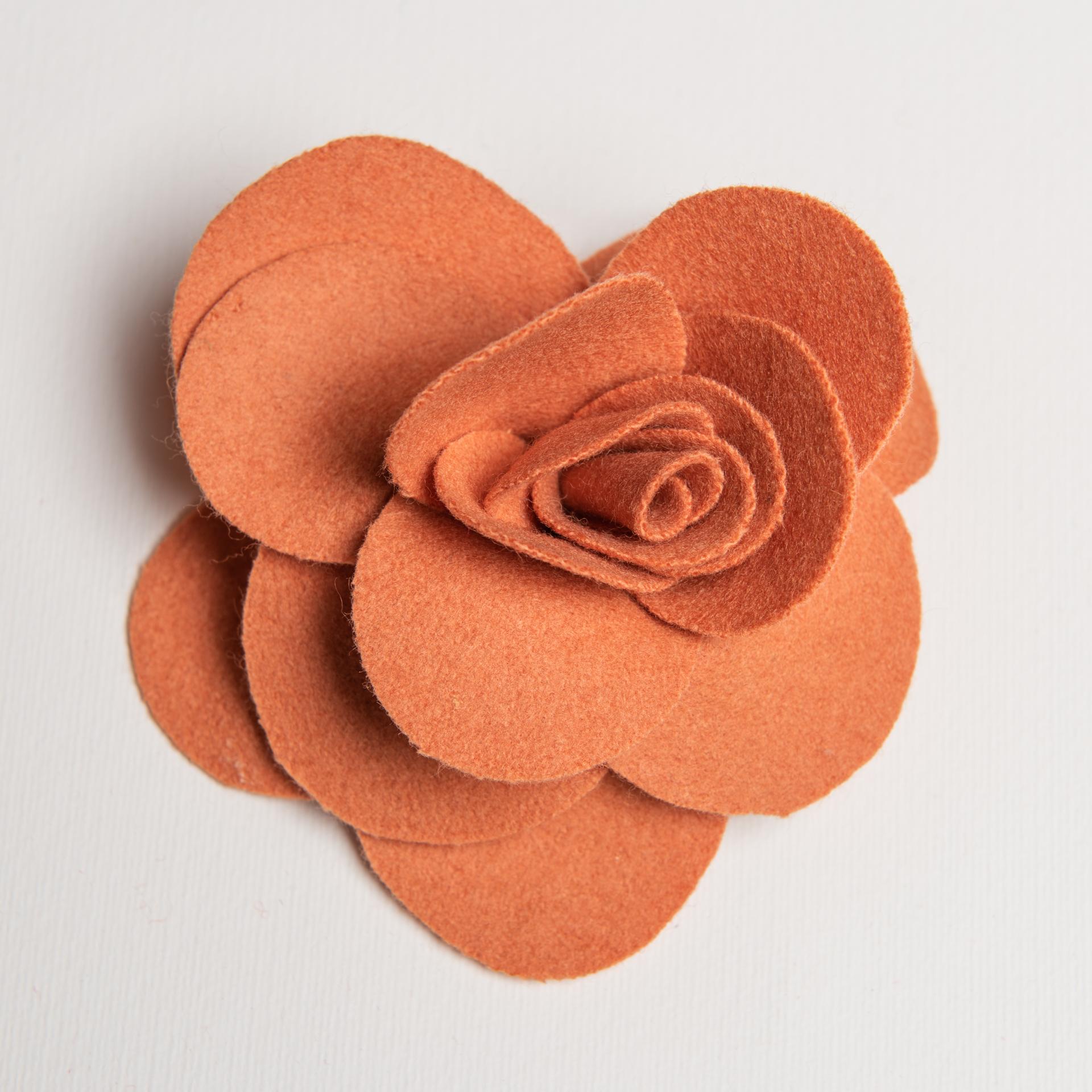 Cloth Roses for Curtain Decoration For Sale 2