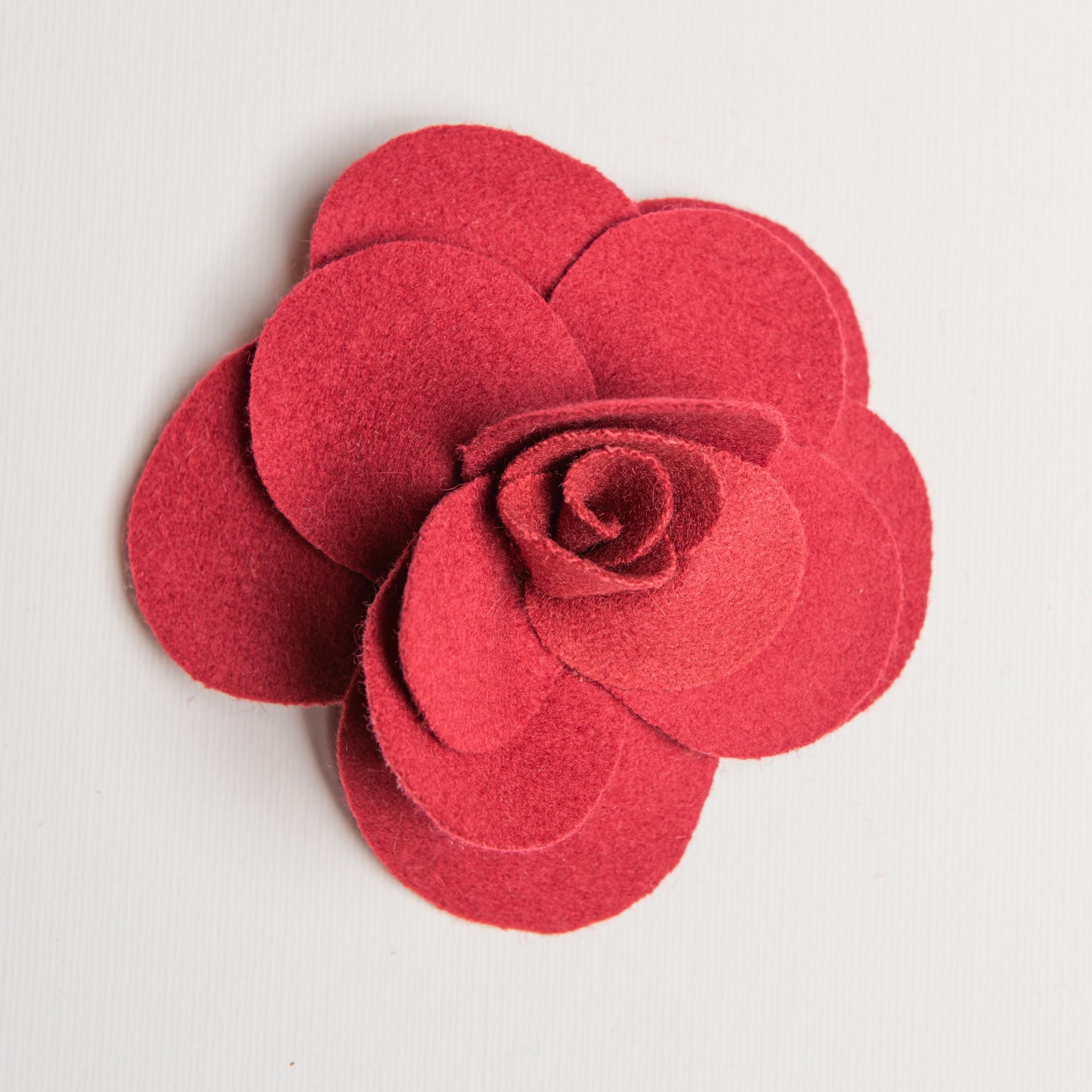 Italian Cloth Roses for Curtain Decoration For Sale