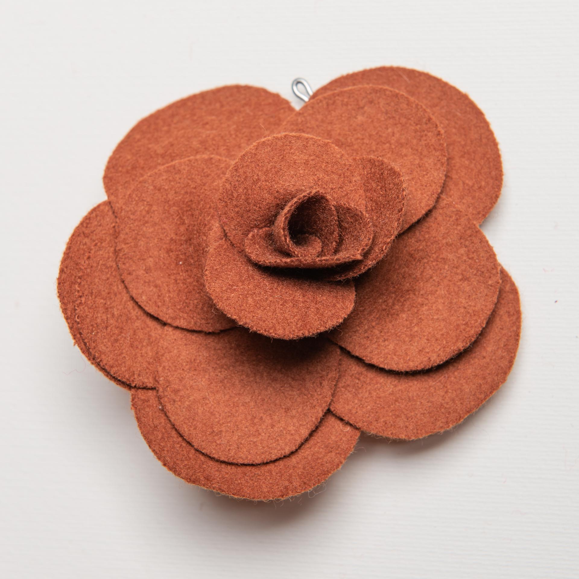 20th Century Cloth Roses for Curtain Decoration For Sale