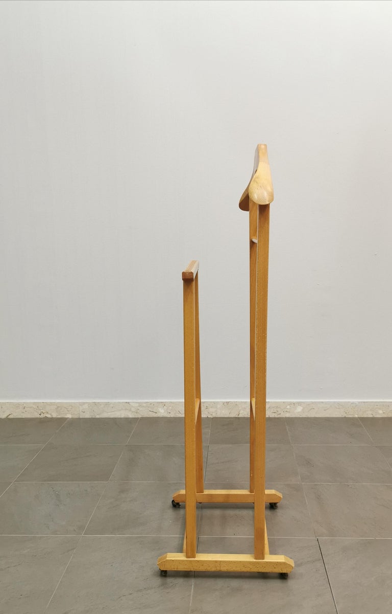 Clothes Hanger Valet Wood Italian Design 1970s For Sale at 1stDibs
