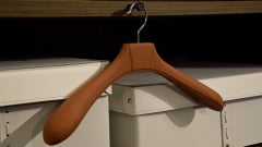 Elegant Clothes Hangers in Leather ENEA - 26 x 46 cm