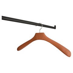 Elegant Clothes Hangers in Leather ENEA - 26 x 46 cm