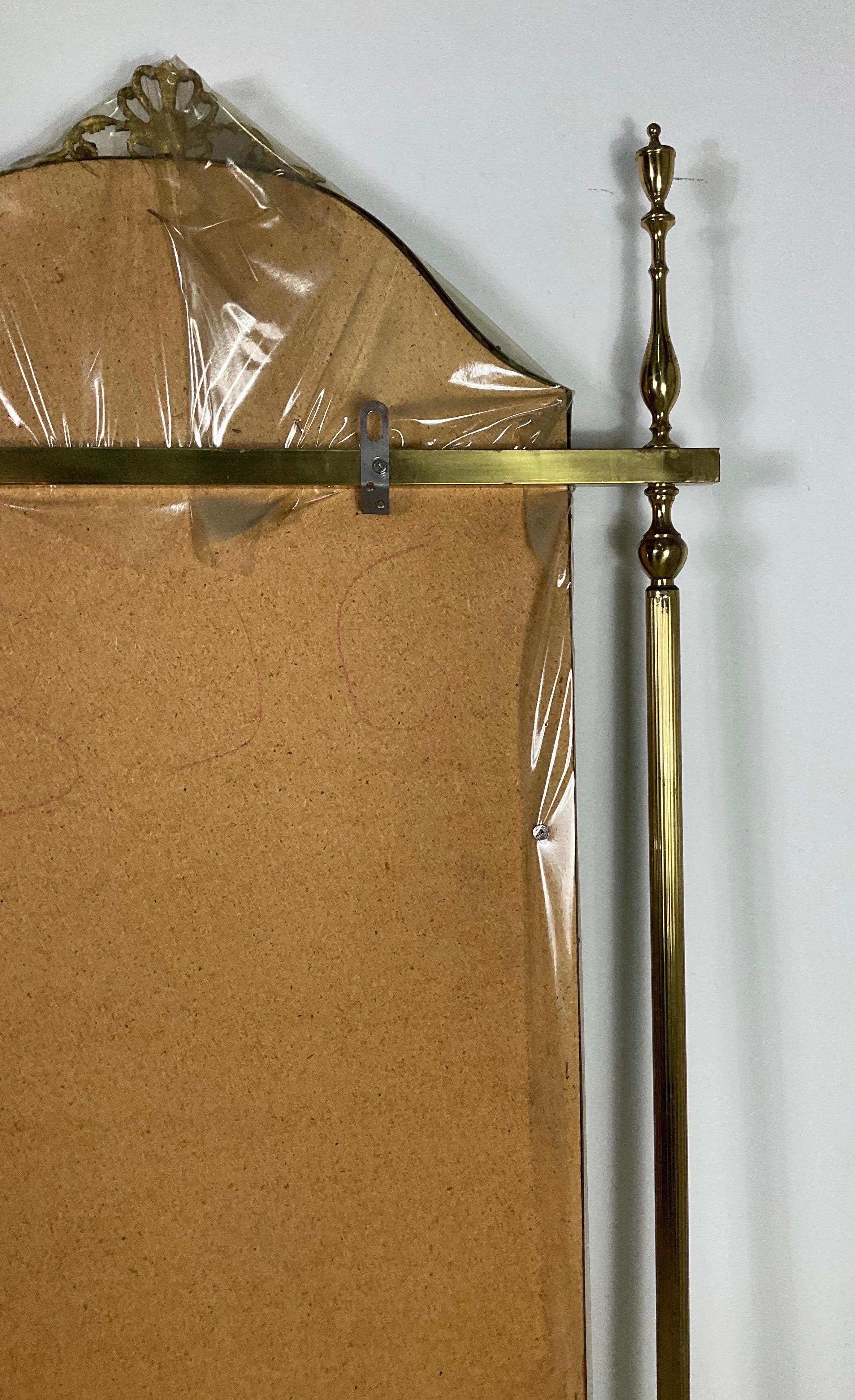 Clothes rack with brass structure, covered with wood at the back and with green For Sale 13