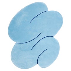 Cloud Blue Squiggle Teppich aus neuseeländischer Wolle von Okej Studio