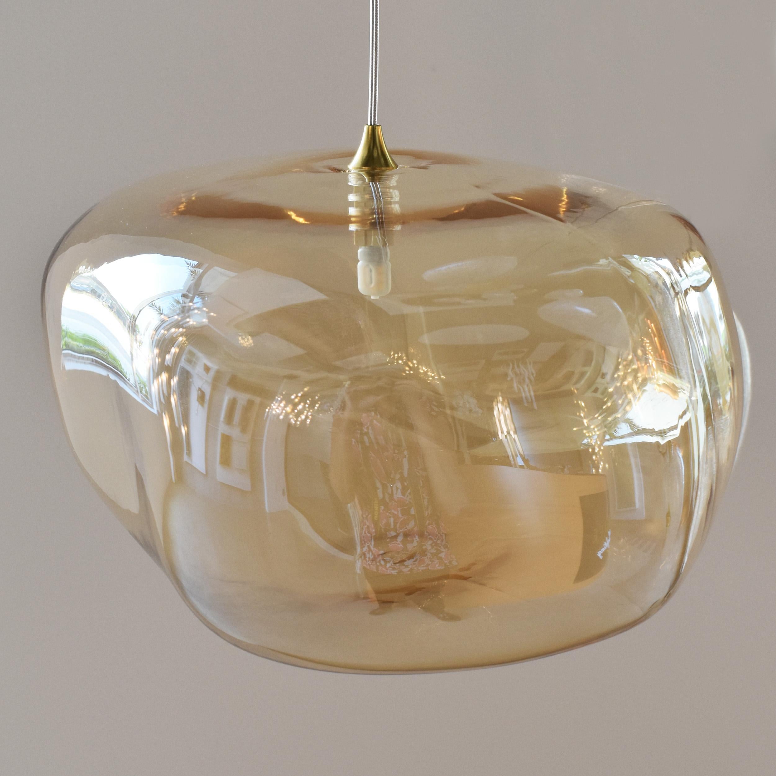 Cloud Chandelier, Large Hand-Blown Glass Pendants with 7 LEDLights. In New Condition For Sale In Hollywood, FL