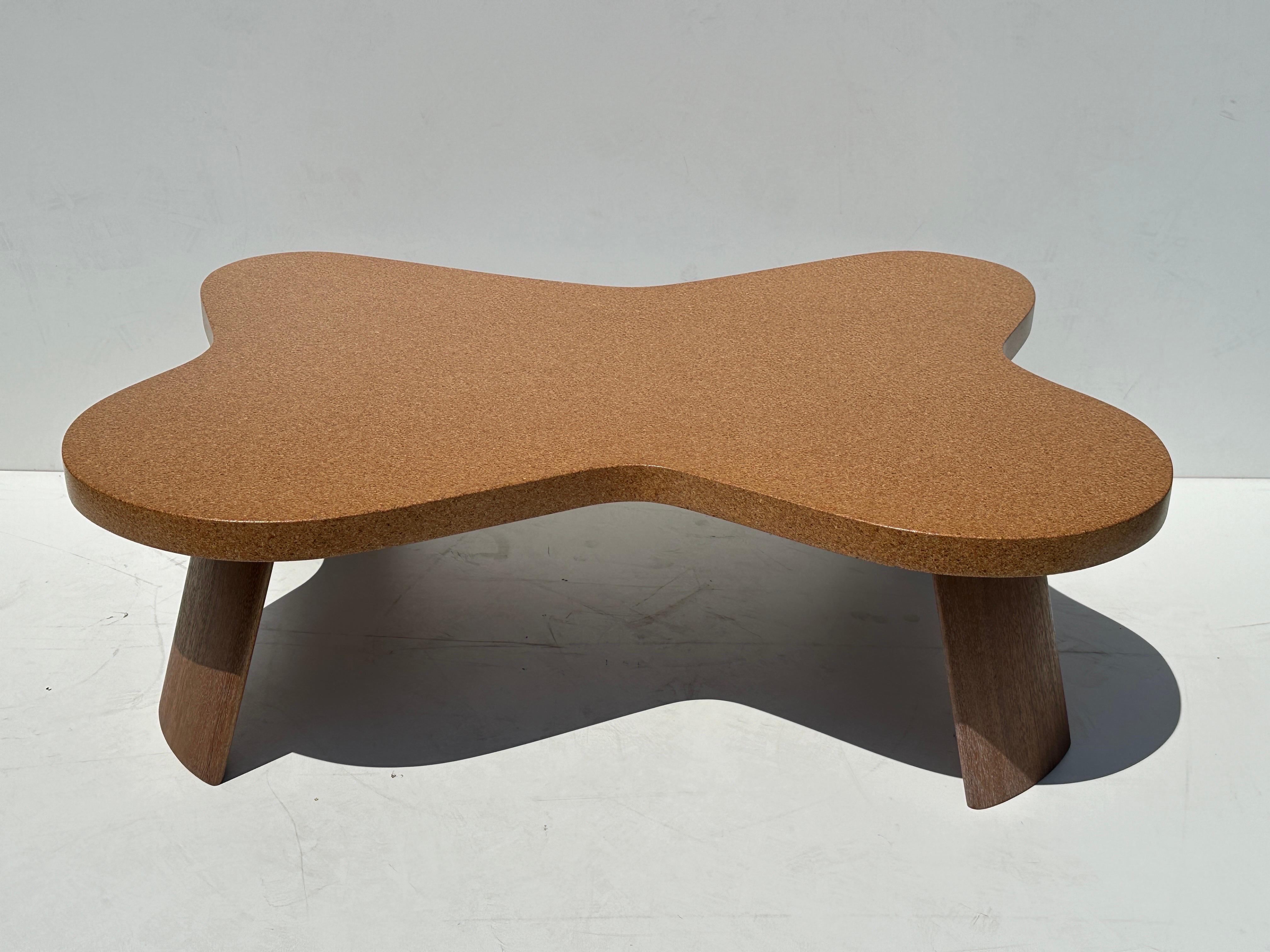 Mid-Century Modern Table basse en liège Cloud en vente