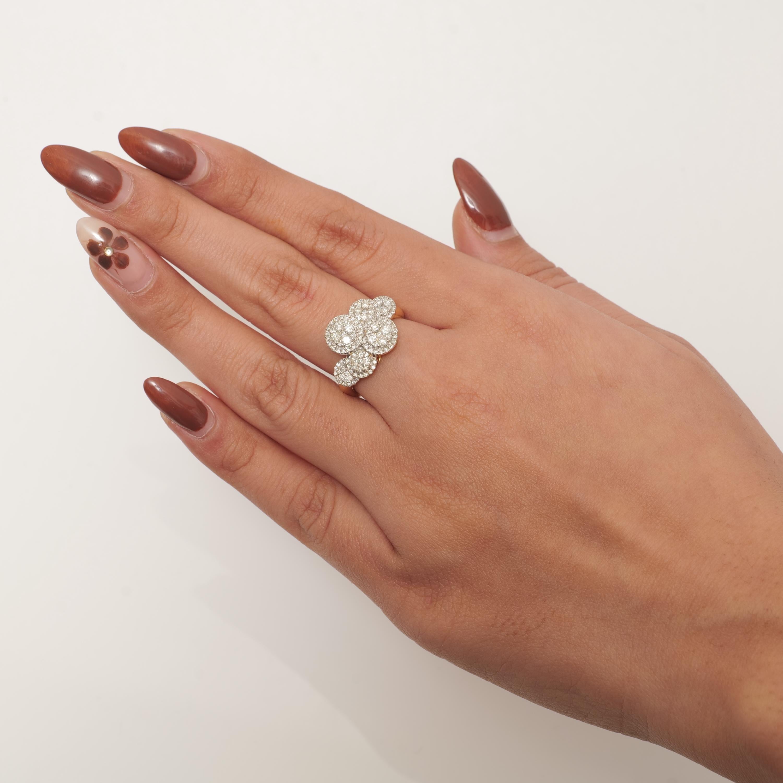 Donna Anello con diamante a nuvola in oro massiccio 14K (certificato) in vendita