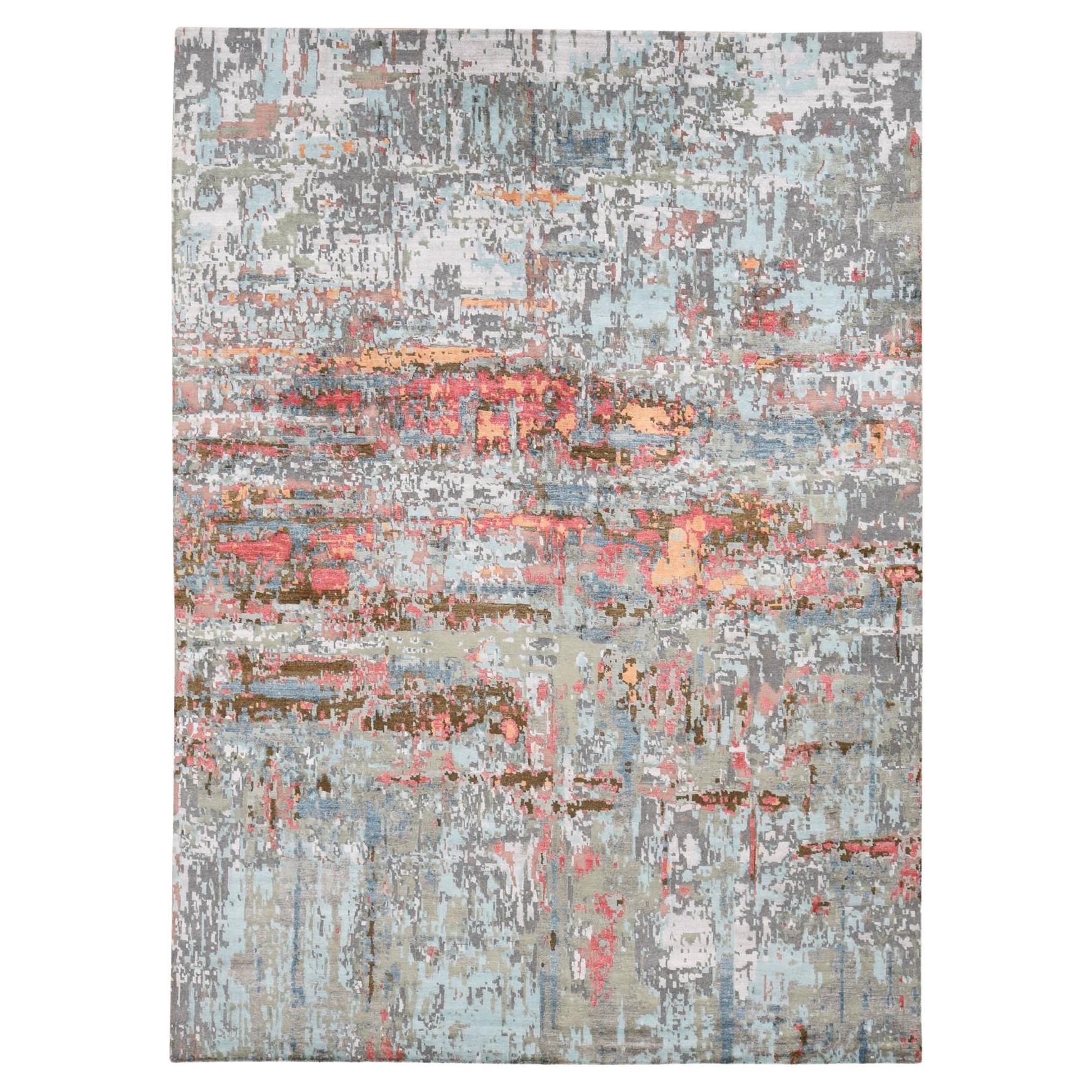 Cloud Gray Abstract Design Wool and Silk Hand Knotted Oriental Rug