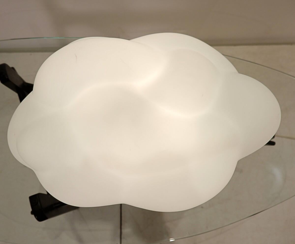 20ième siècle Lampe nuage en verre opalin - 1970 en vente